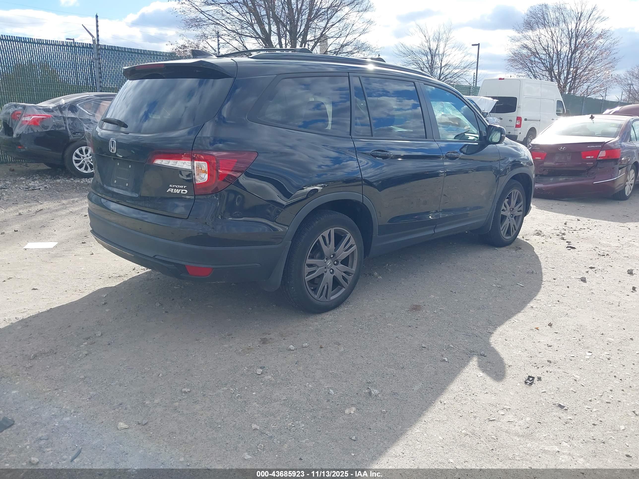 HONDA PILOT image 4