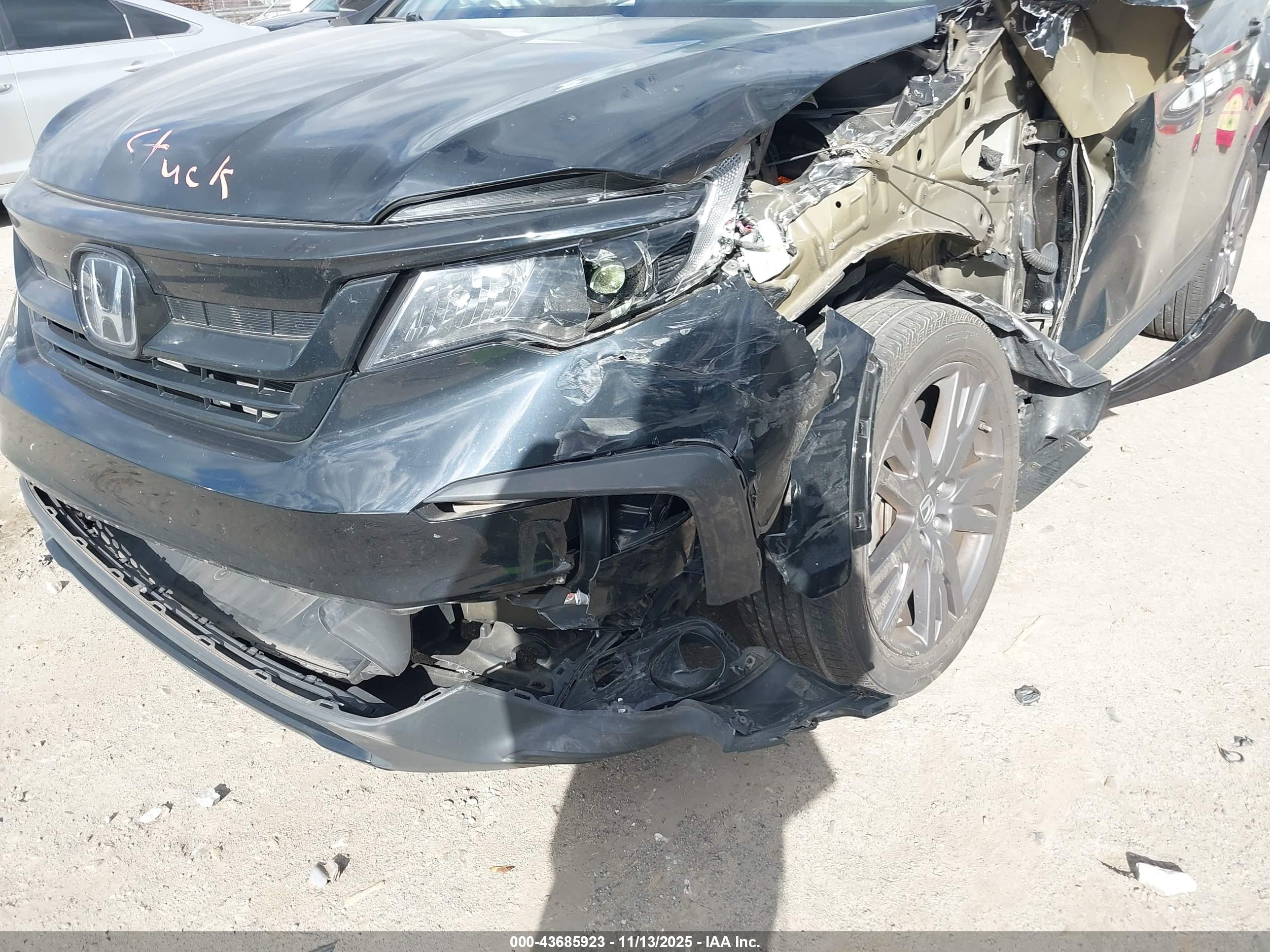 HONDA PILOT image 6