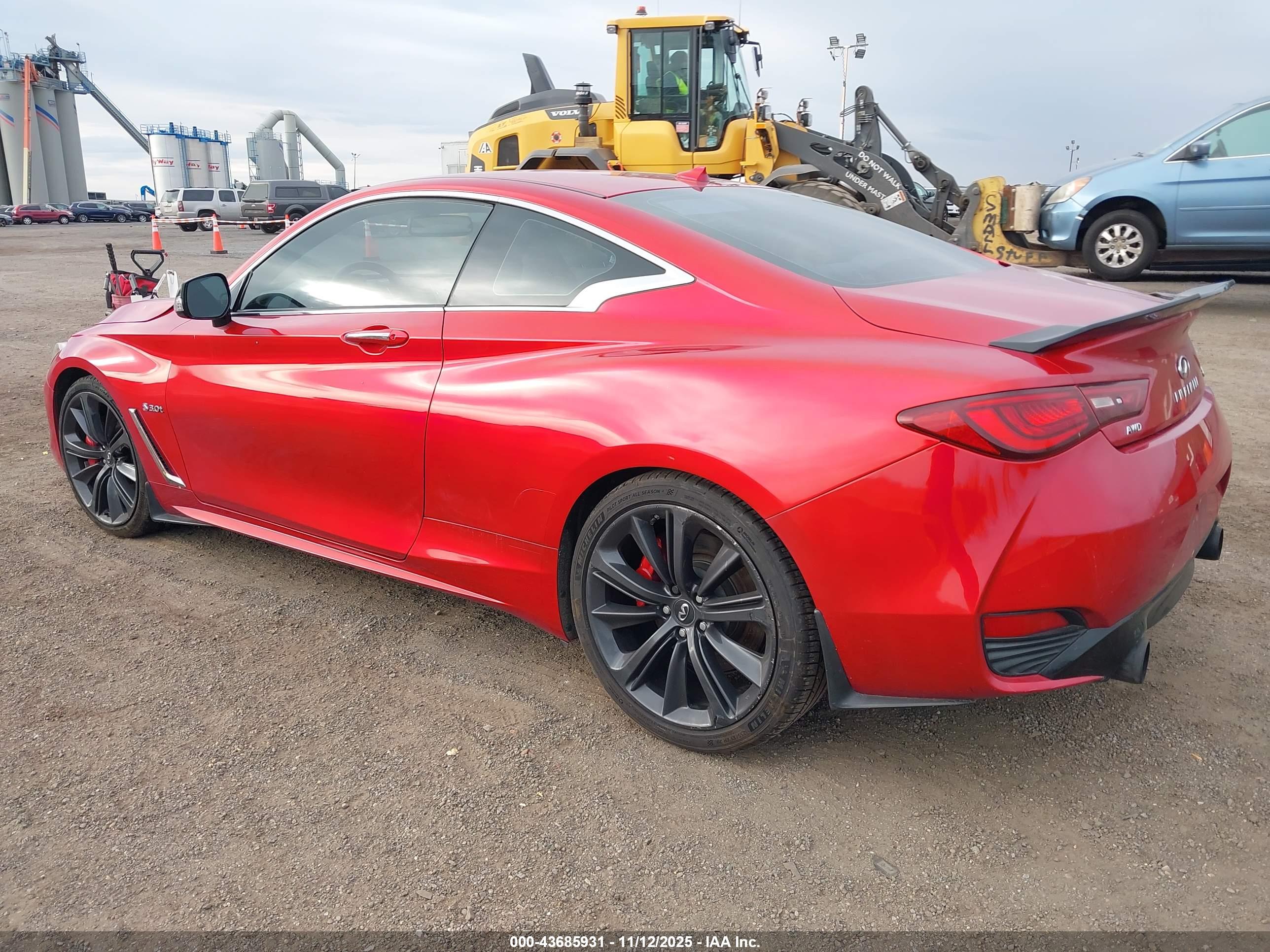 INFINITI Q60 image 3