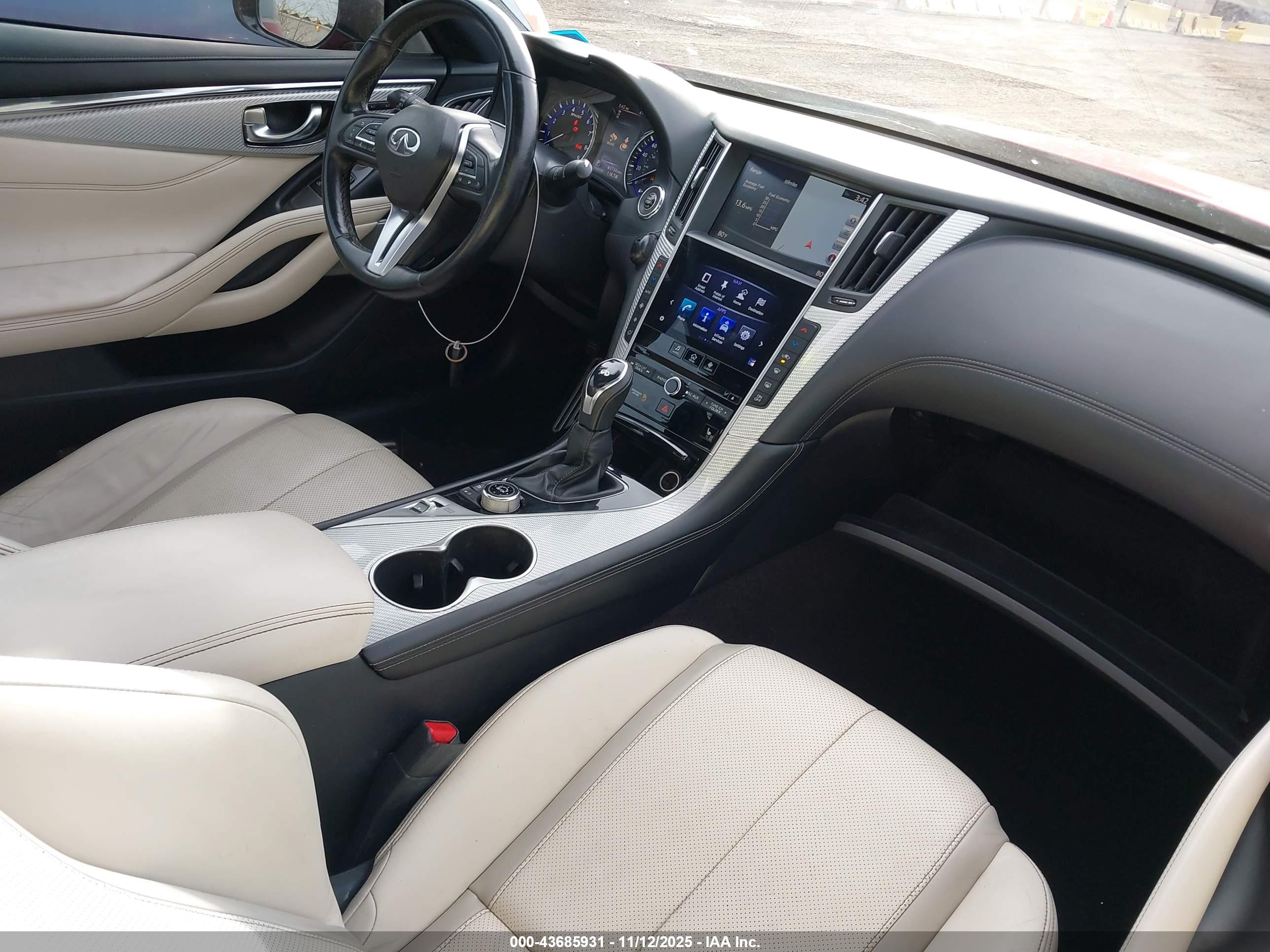 INFINITI Q60 image 5