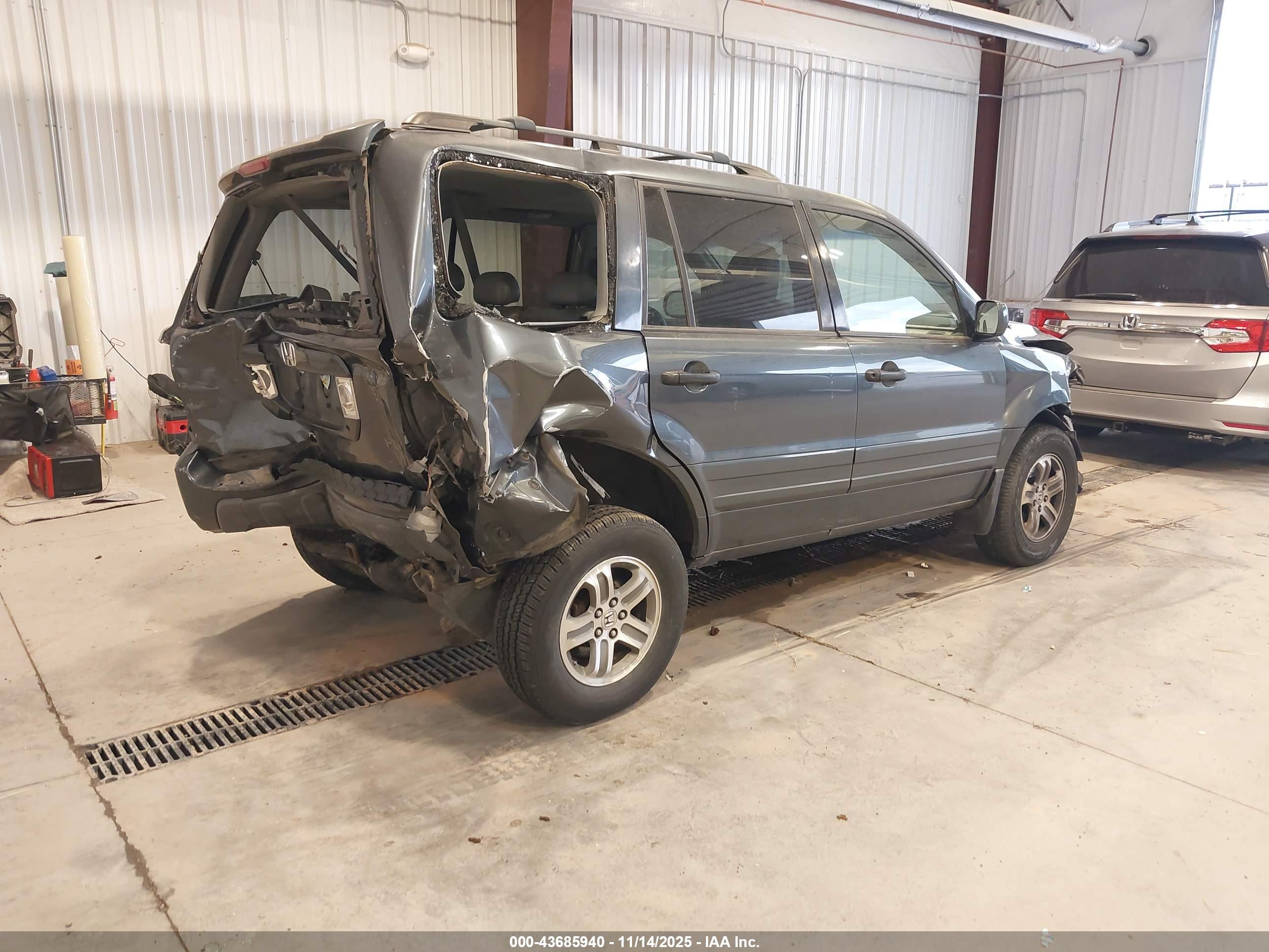 HONDA PILOT image 4