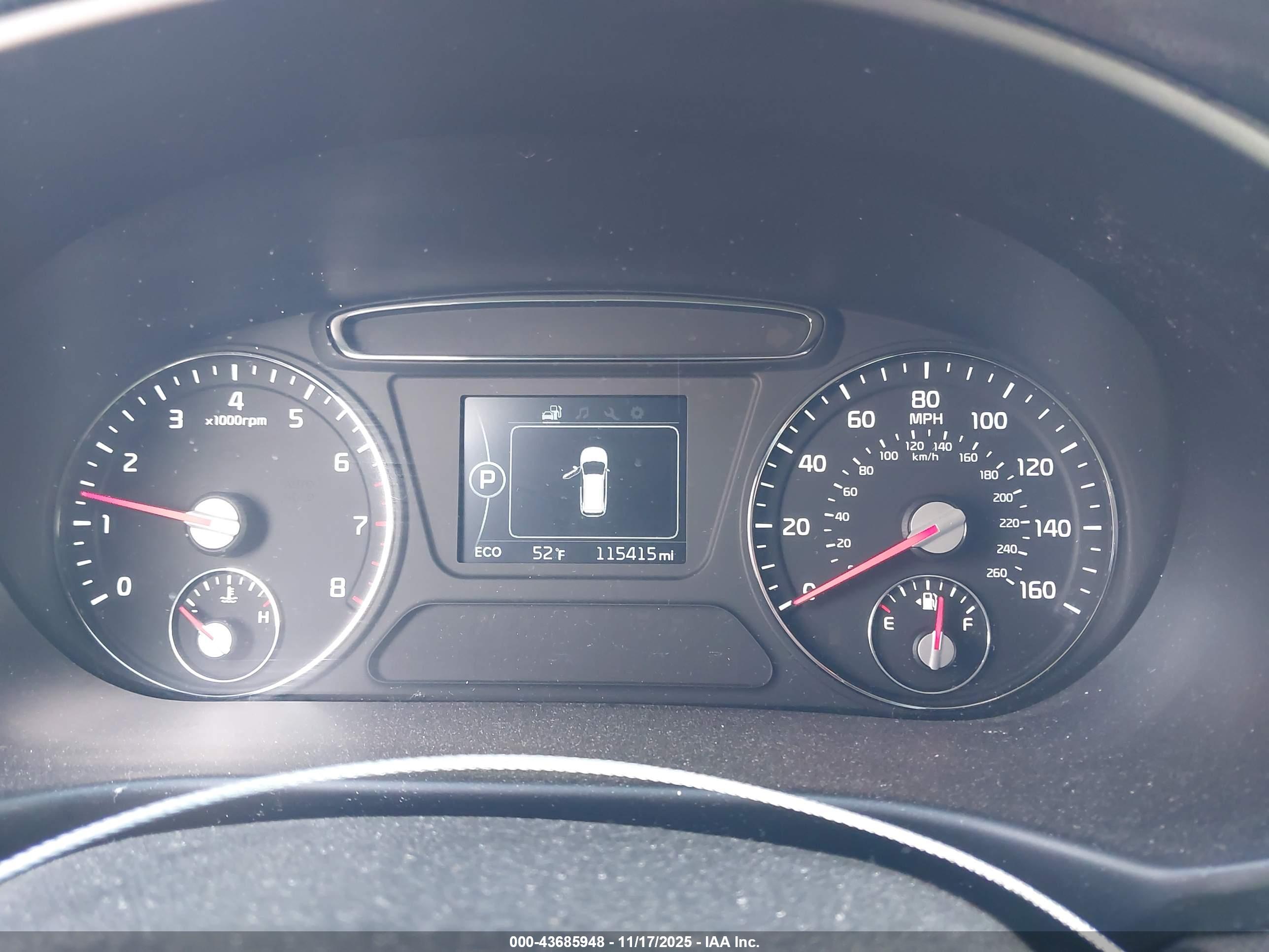 KIA SORENTO image 7