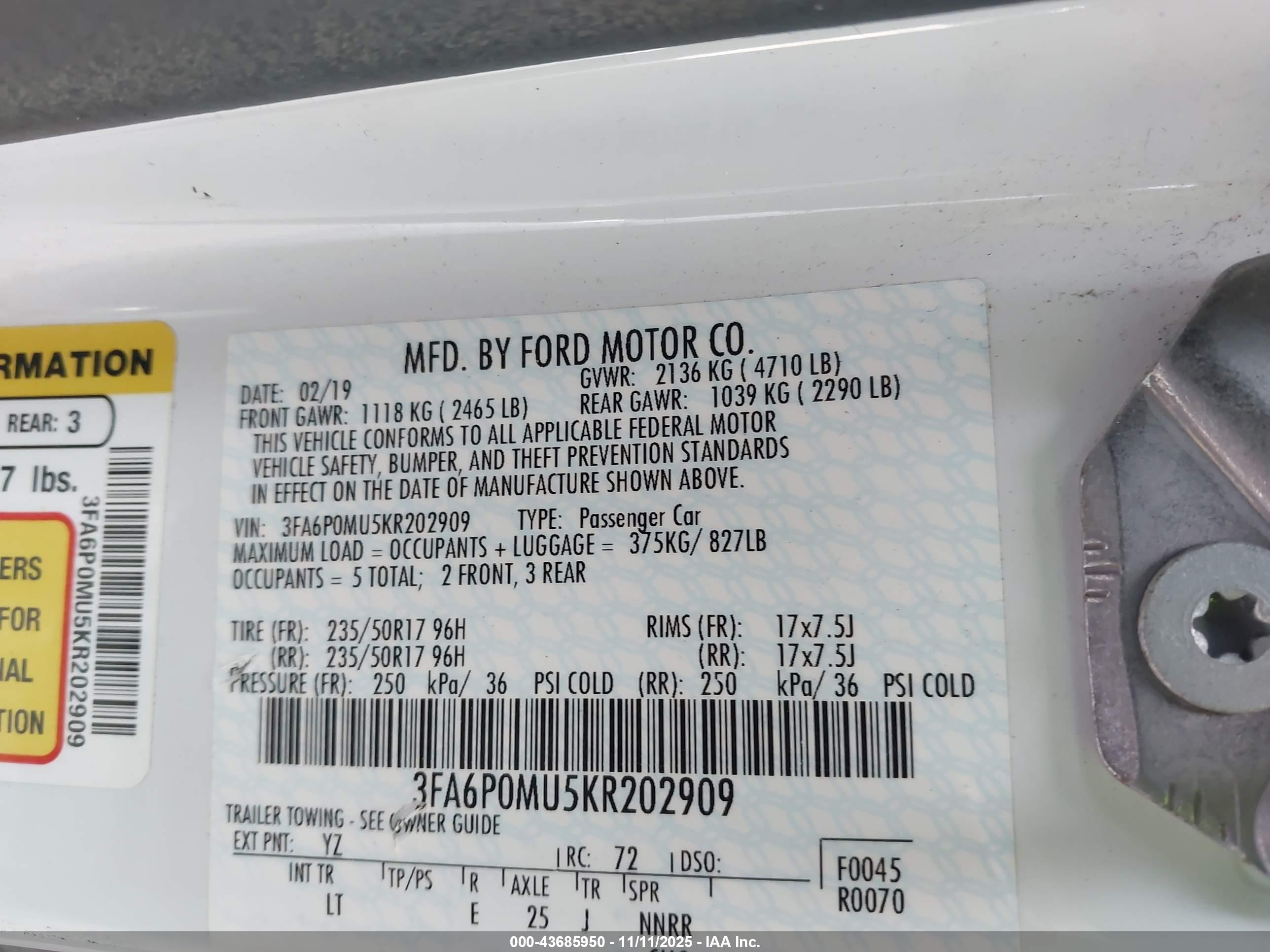FORD FUSION image 9