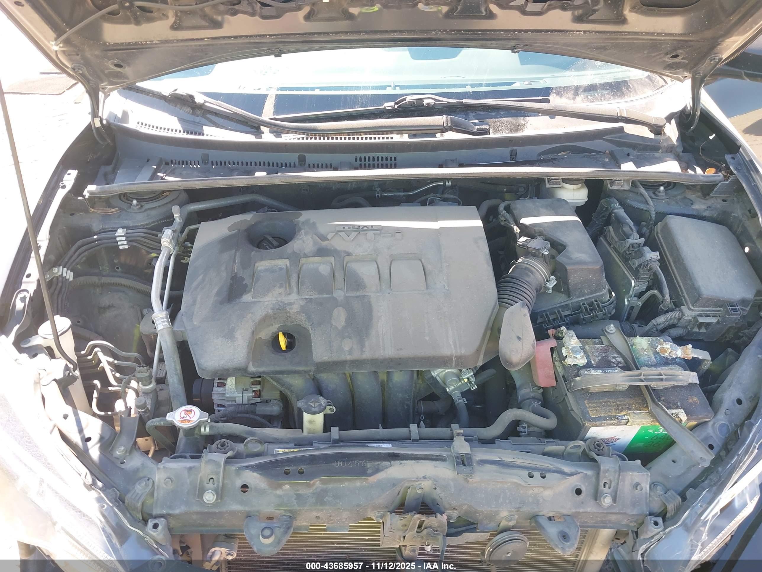 TOYOTA COROLLA image 10