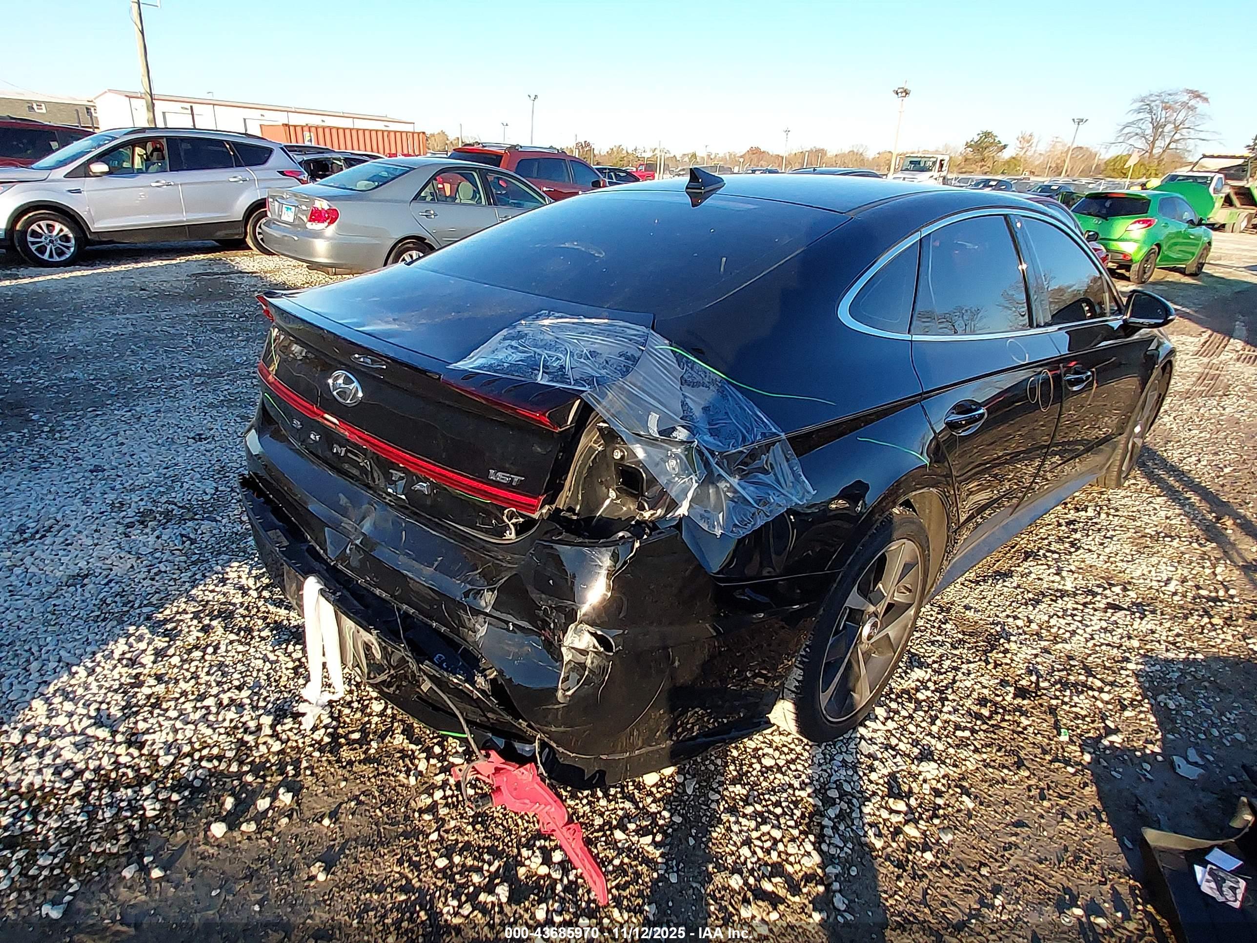 HYUNDAI SONATA image 4