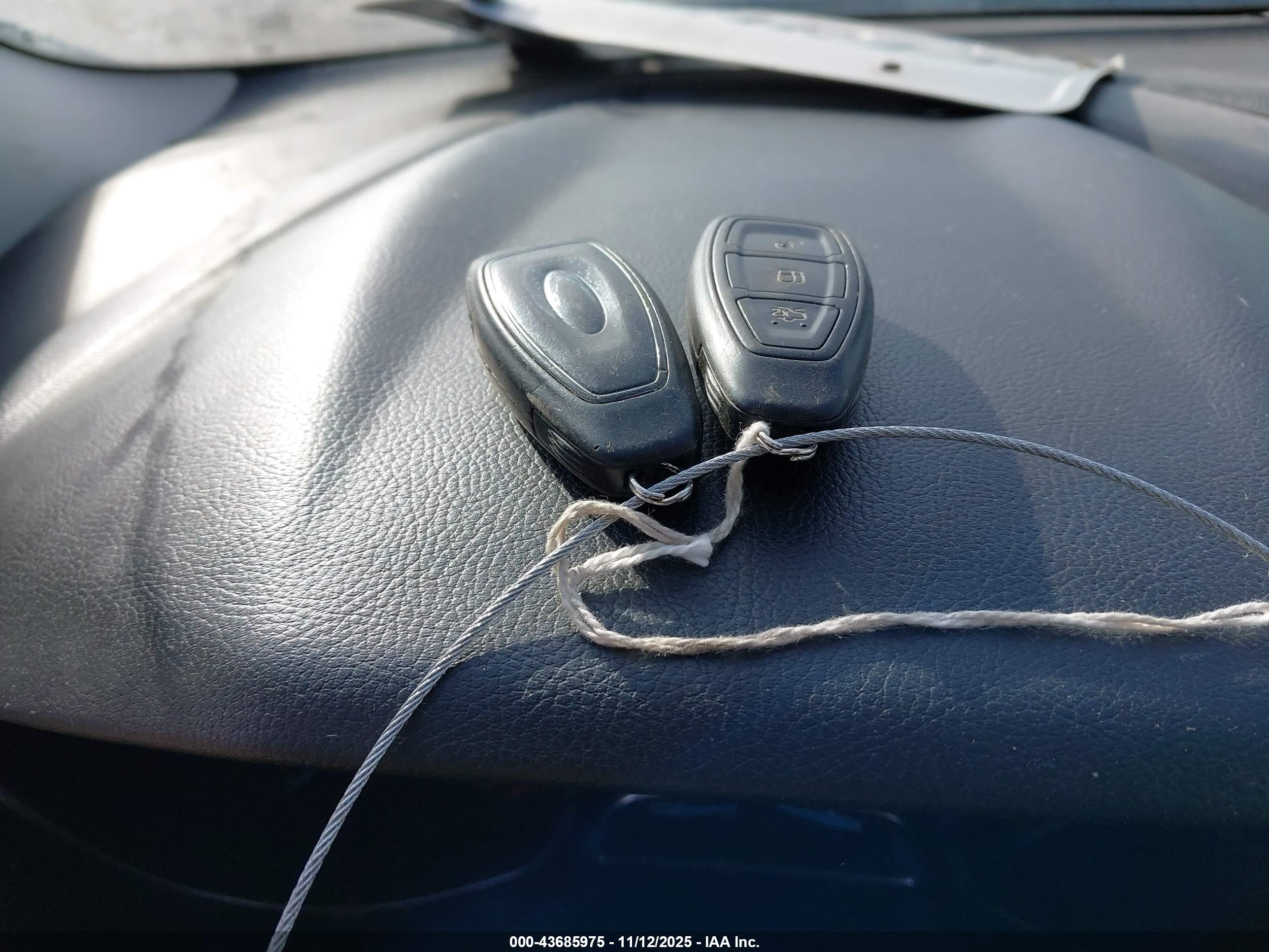 FORD FOCUS image 11
