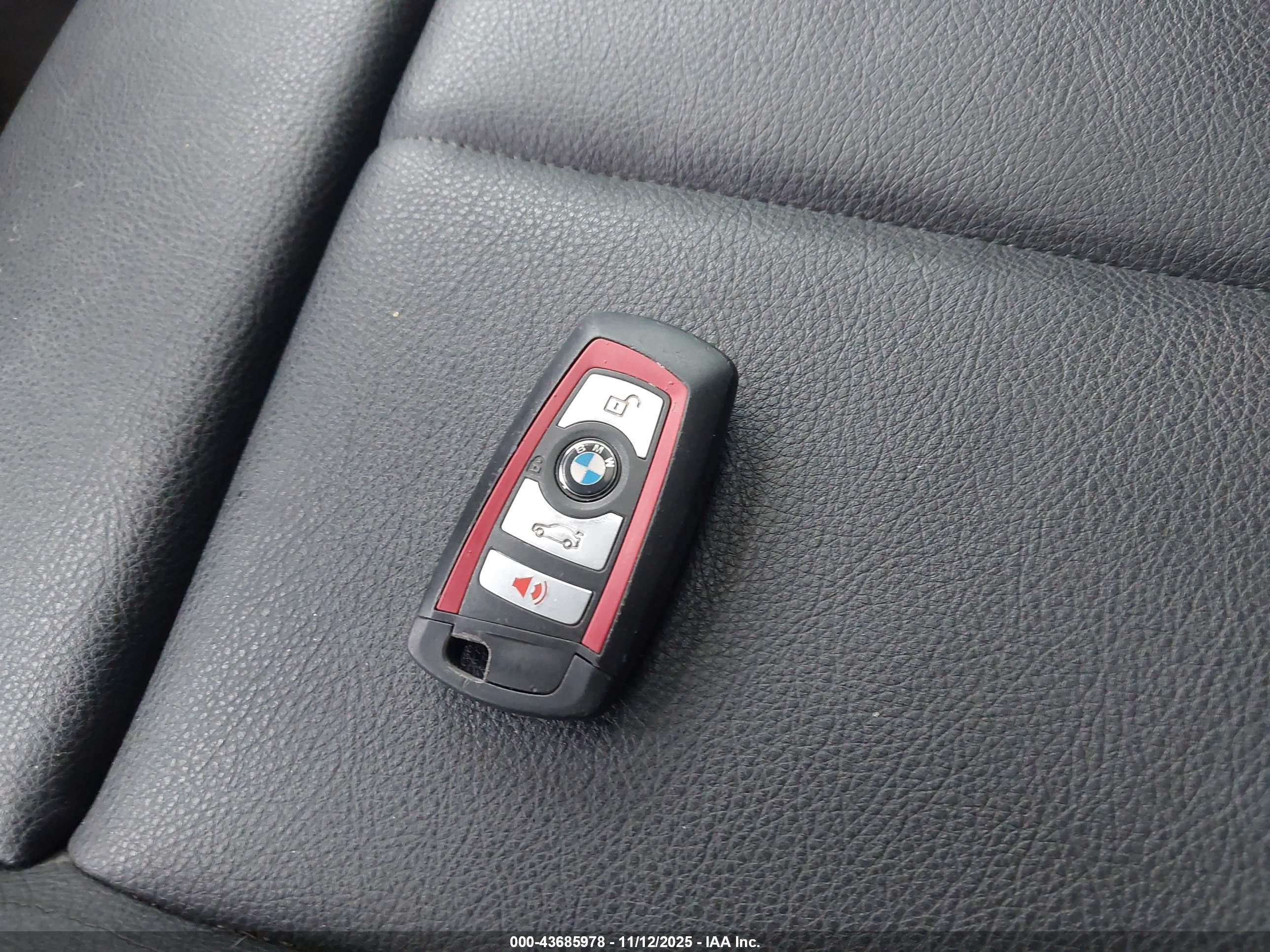 BMW 328I image 11