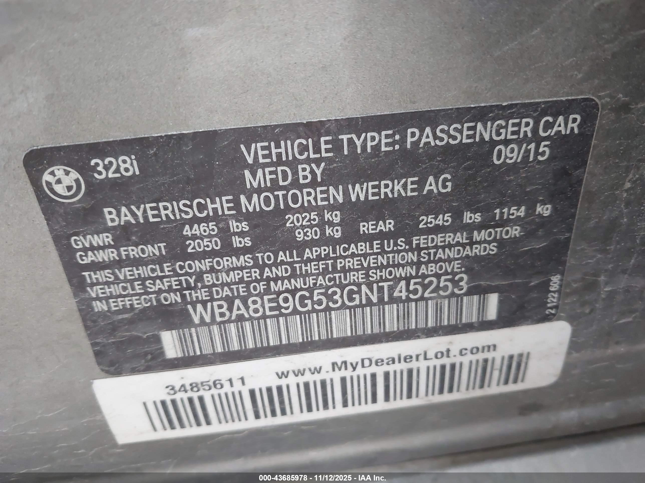 BMW 328I image 9