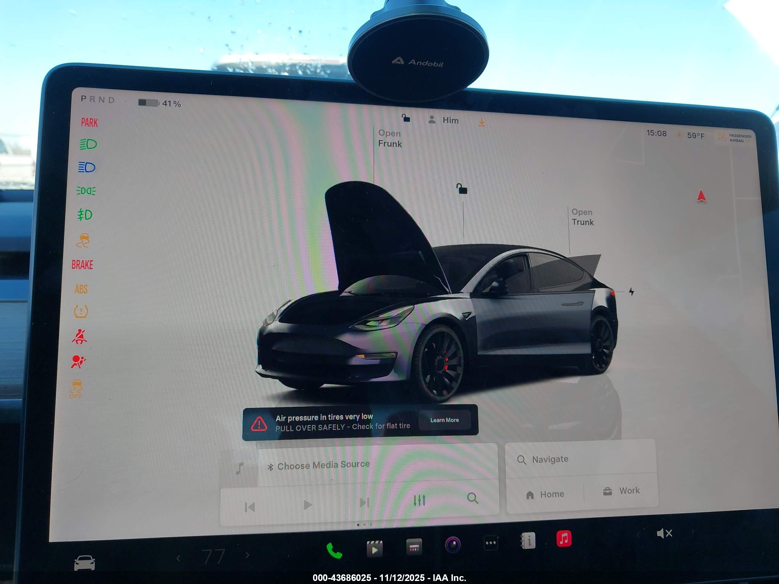 TESLA MODEL image 7