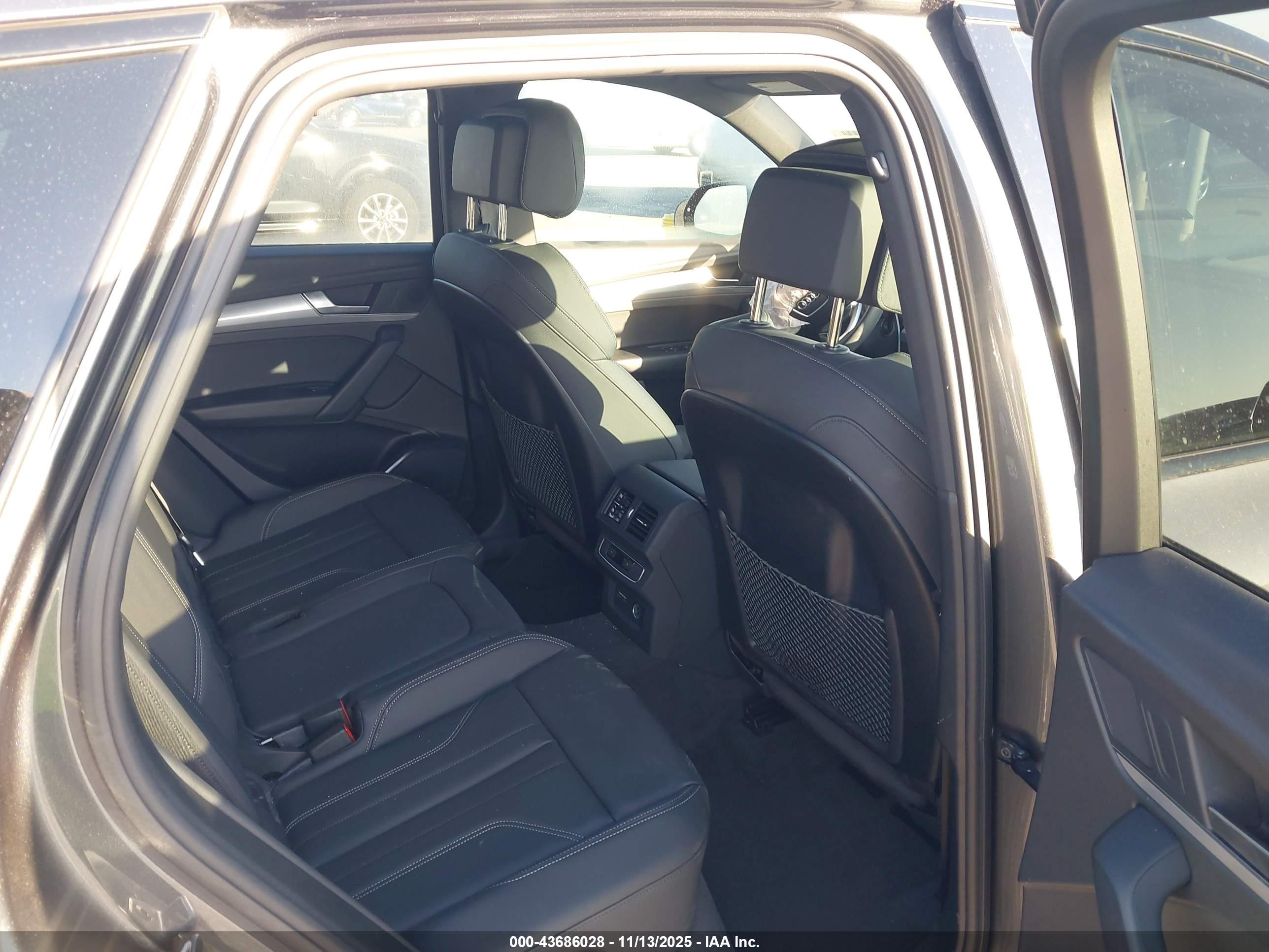 AUDI Q5 image 8