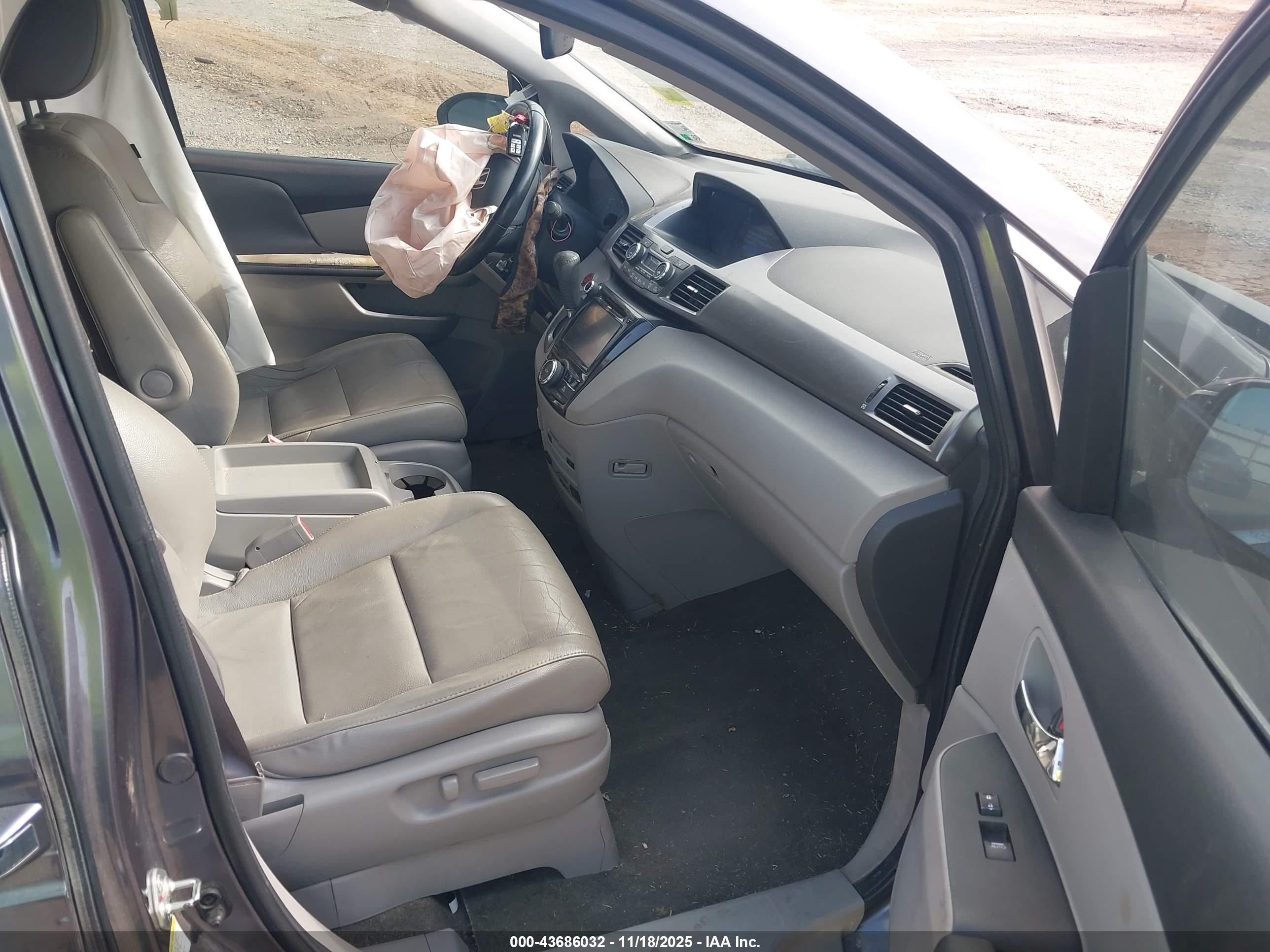 HONDA ODYSSEY image 5