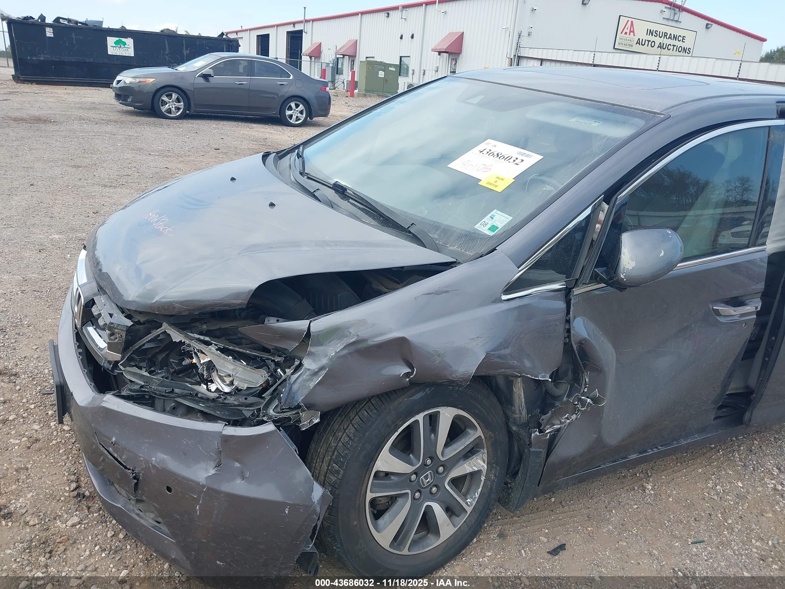 HONDA ODYSSEY image 6