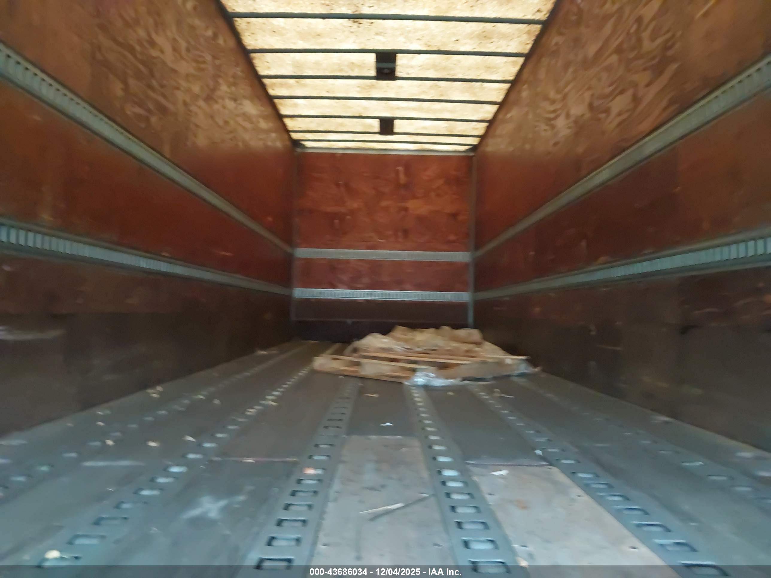 WABASH NATIONAL image 8