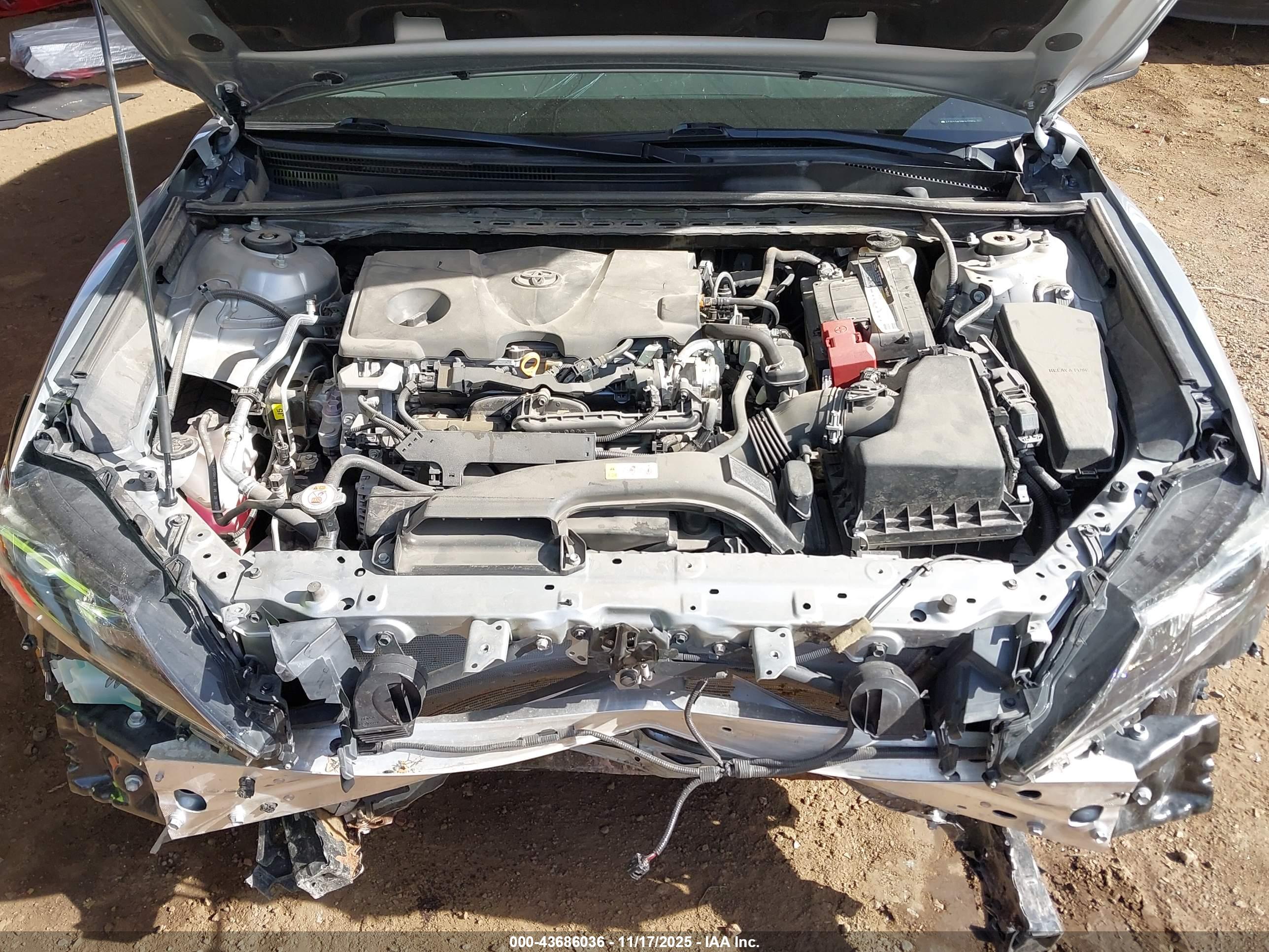 TOYOTA CAMRY image 10