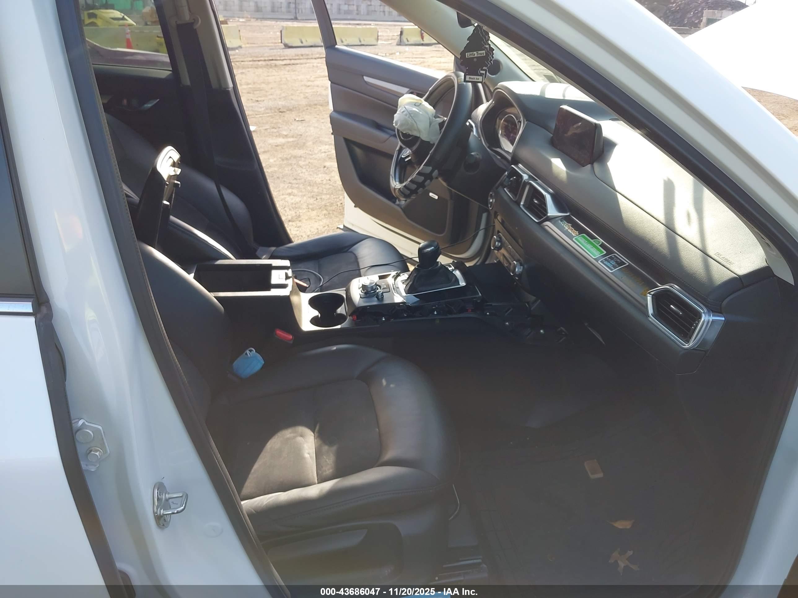 MAZDA CX-5 image 5