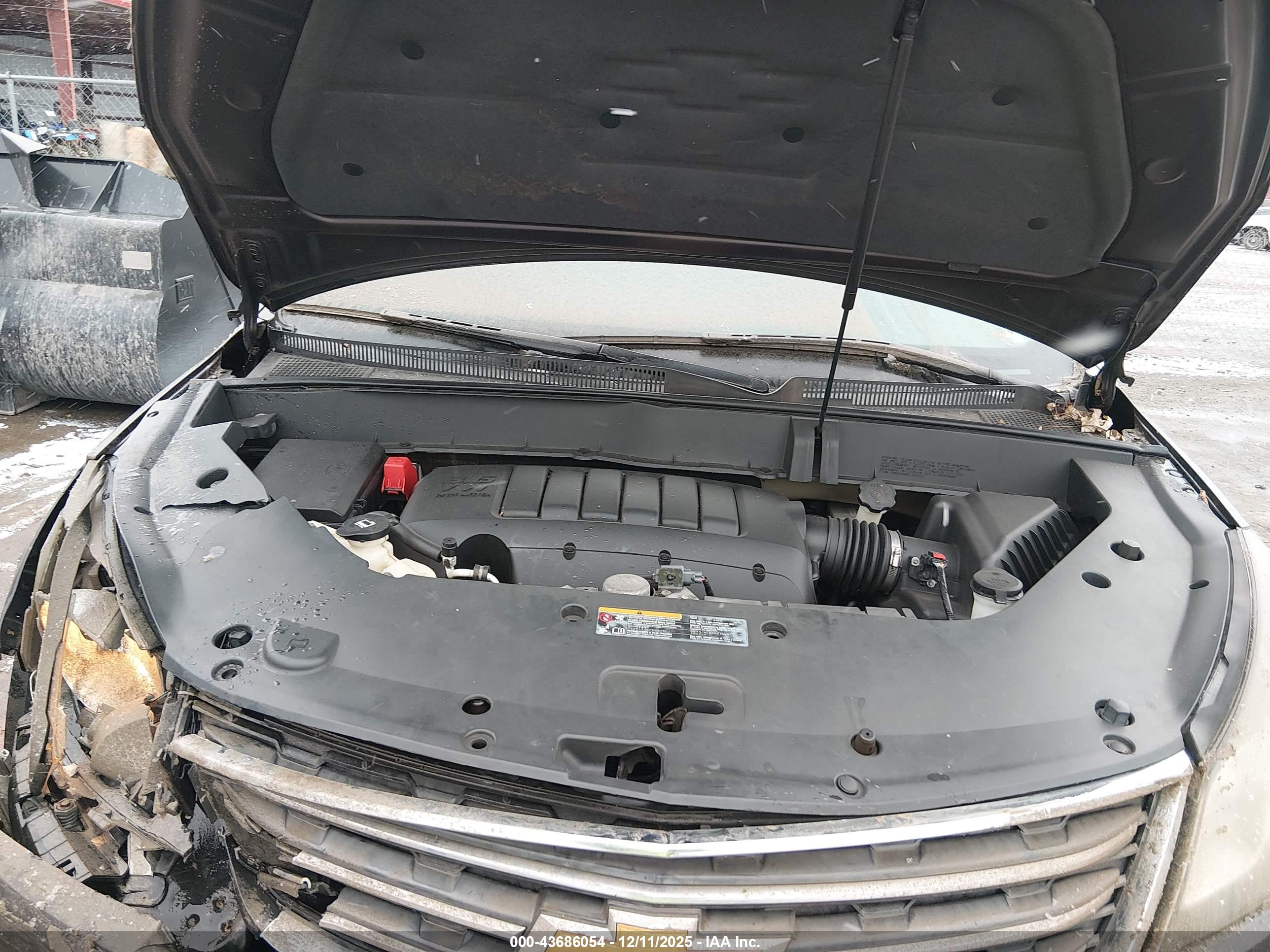 CHEVROLET TRAVERSE image 10