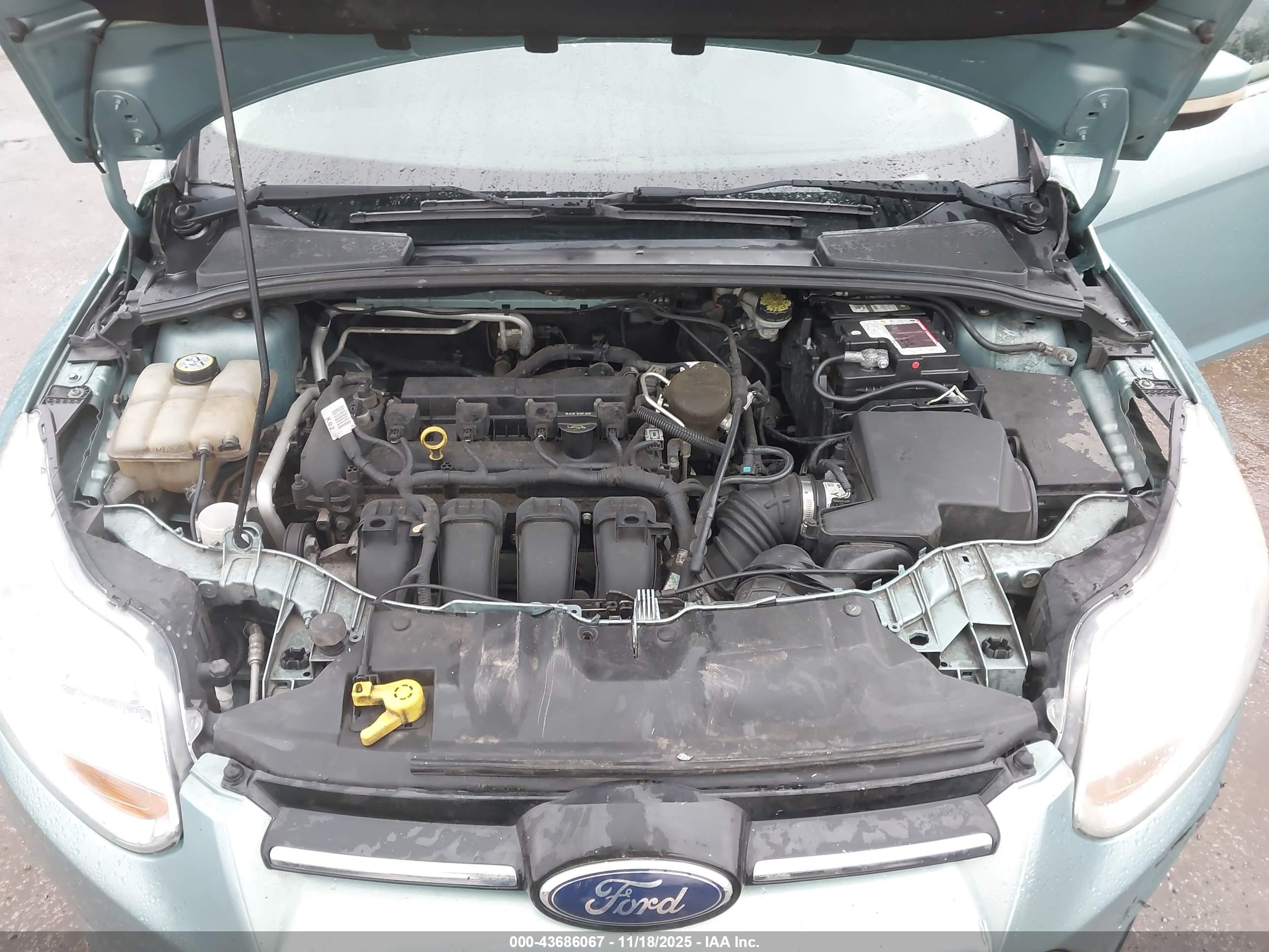 FORD FOCUS image 10
