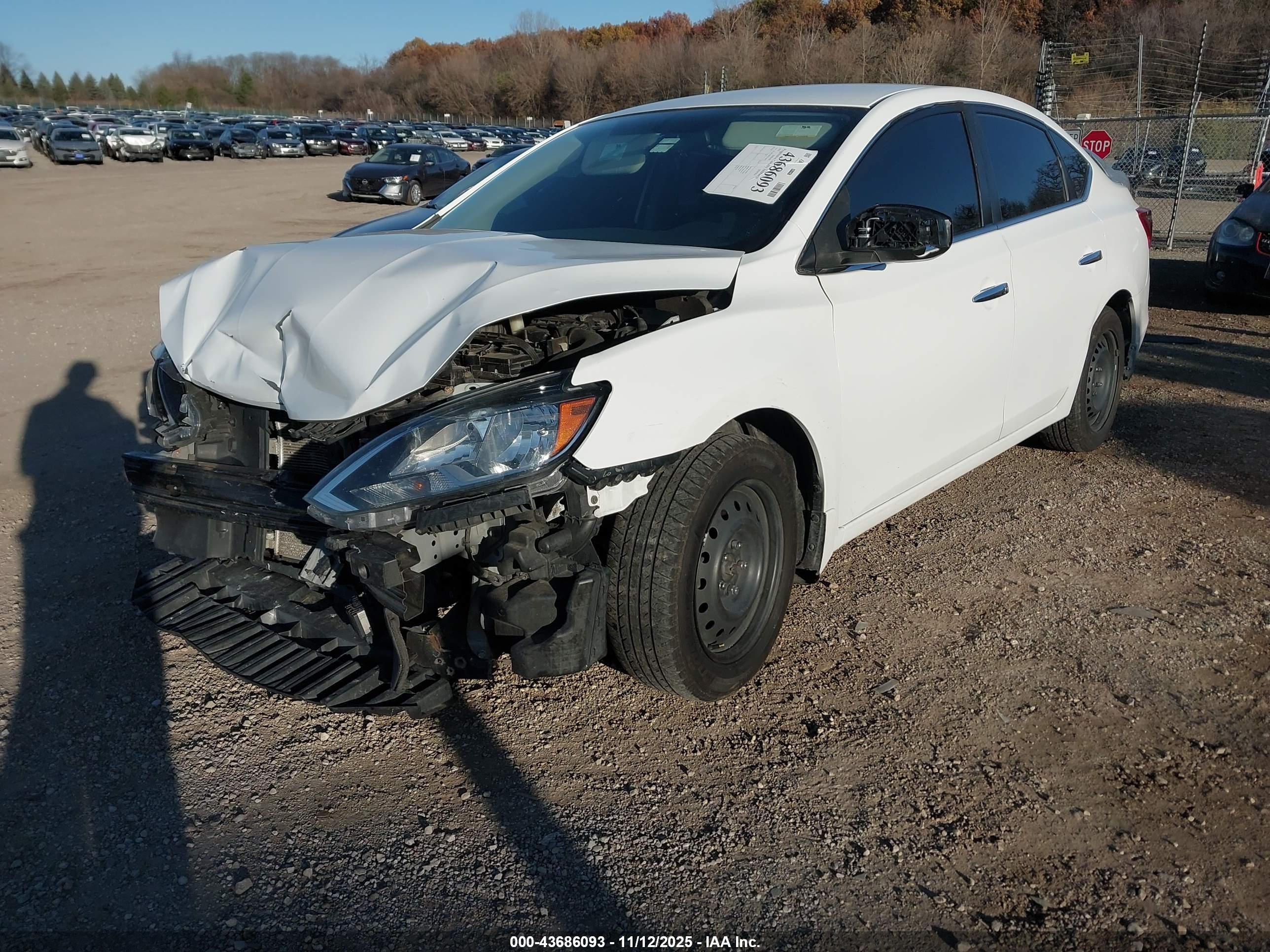 NISSAN SENTRA image 2