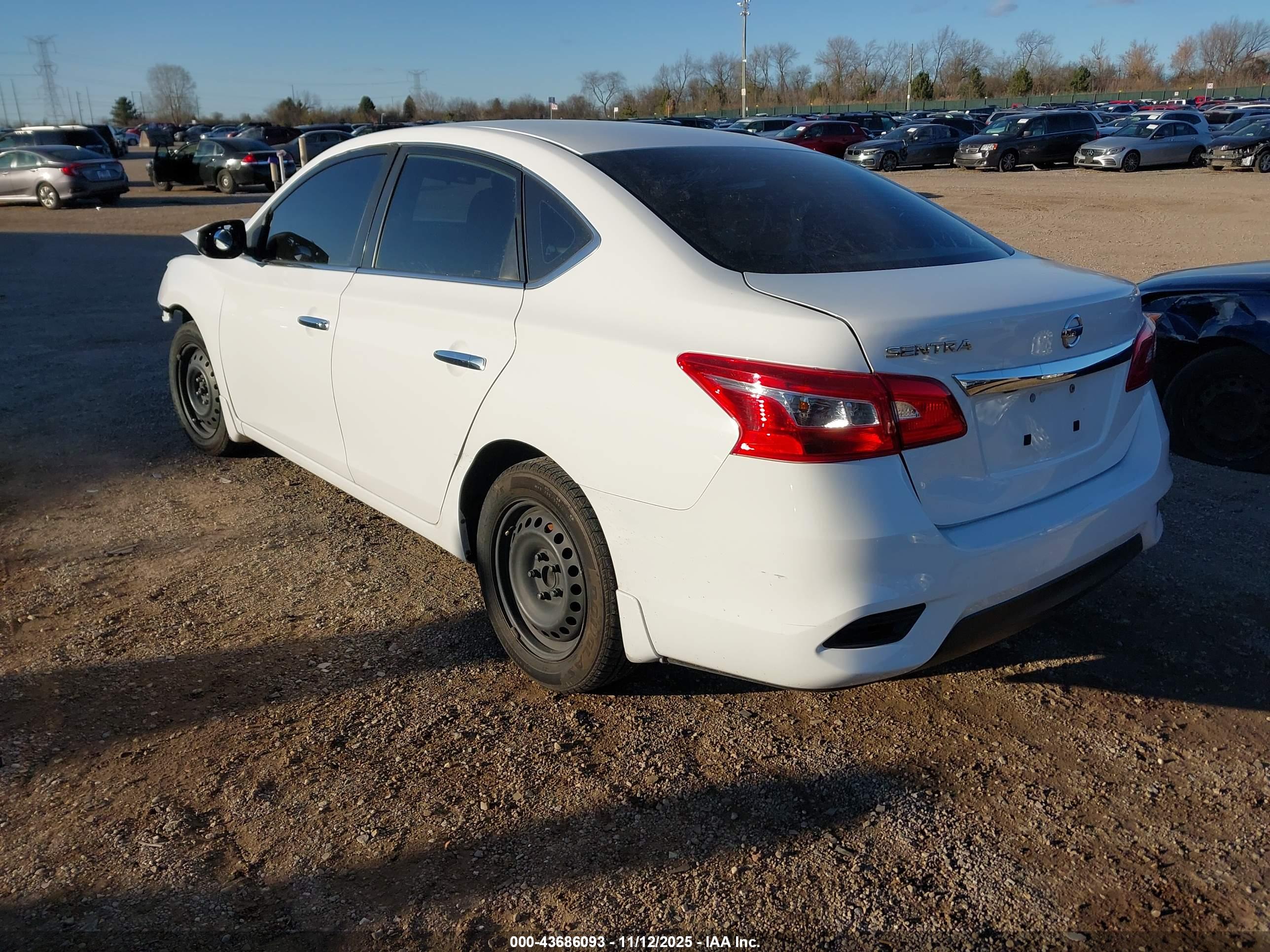 NISSAN SENTRA image 3