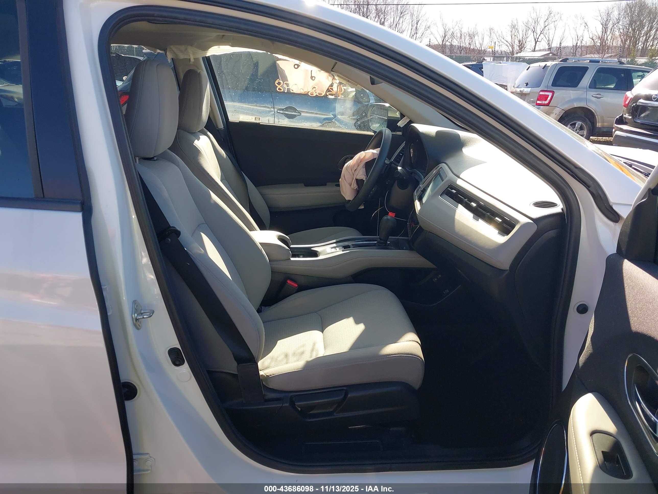 HONDA HR-V image 5