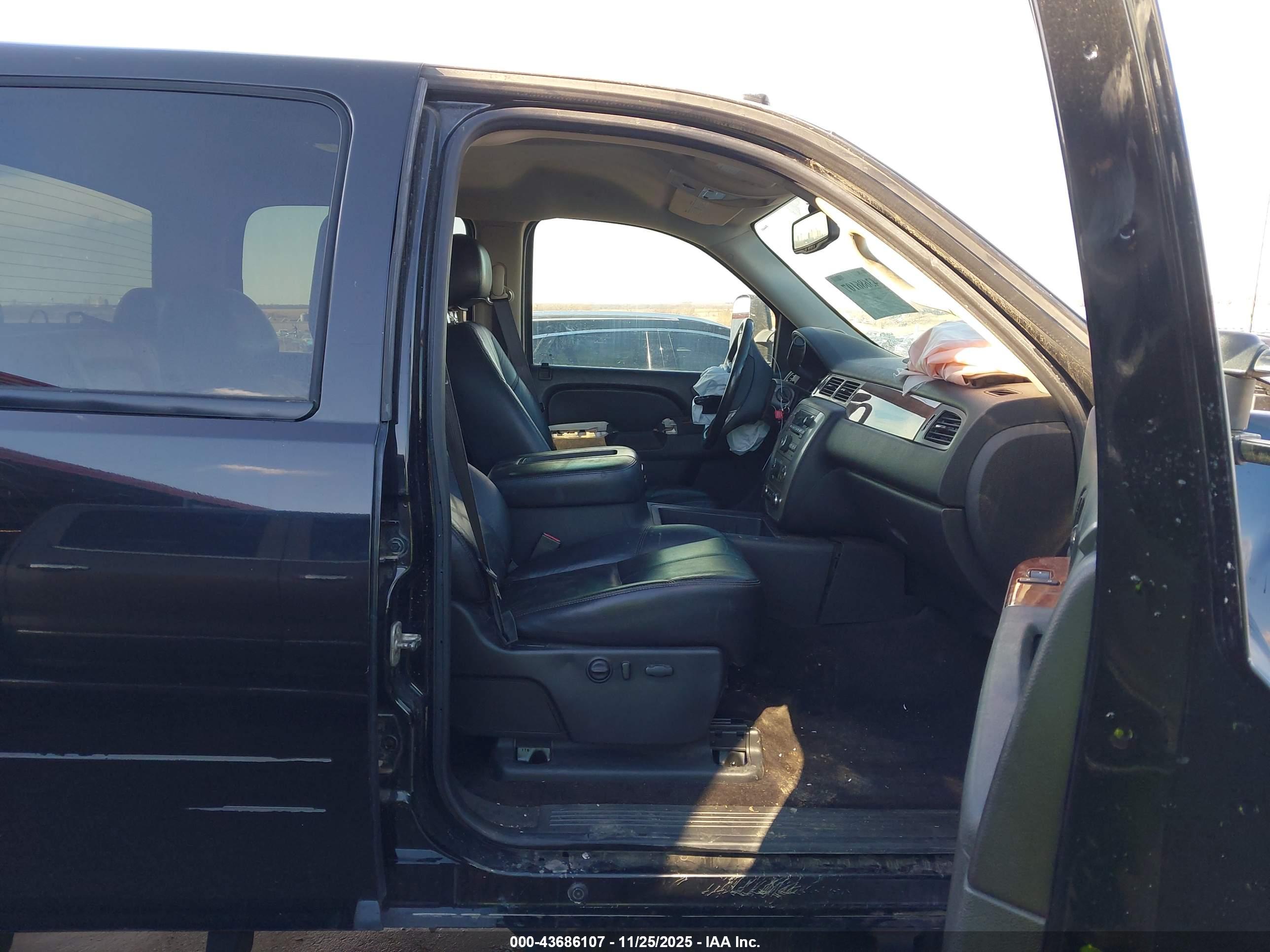 GMC SIERRA image 5
