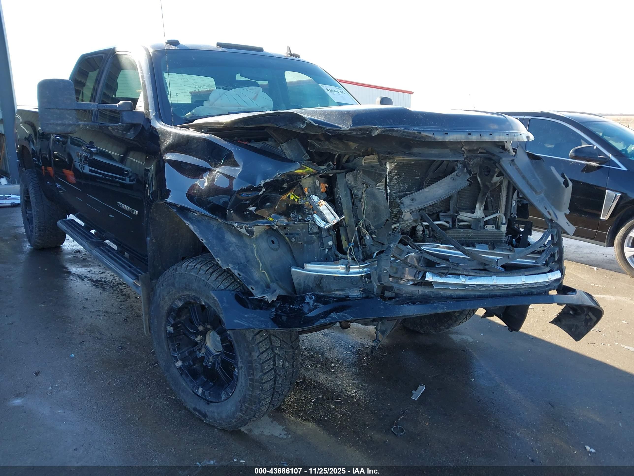 GMC SIERRA image 6