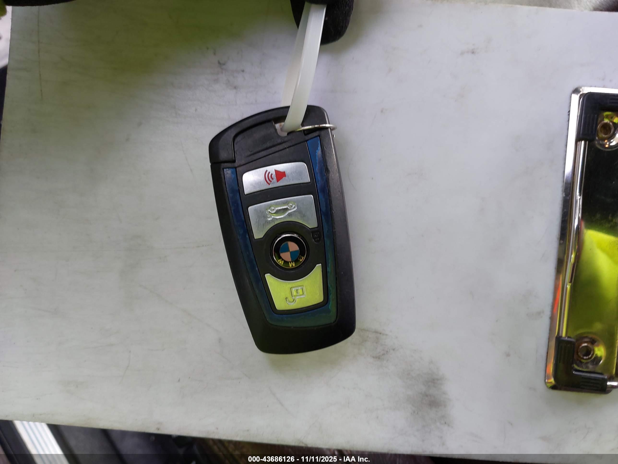 BMW X4 image 11