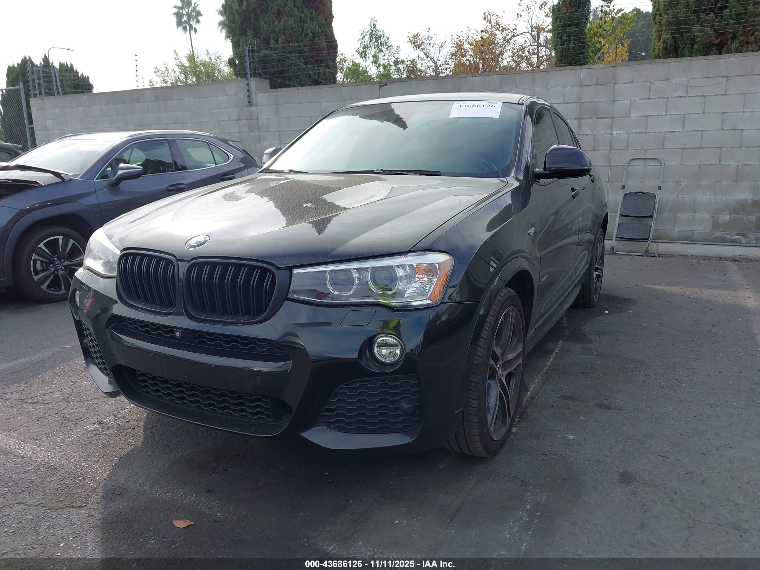BMW X4 image 2