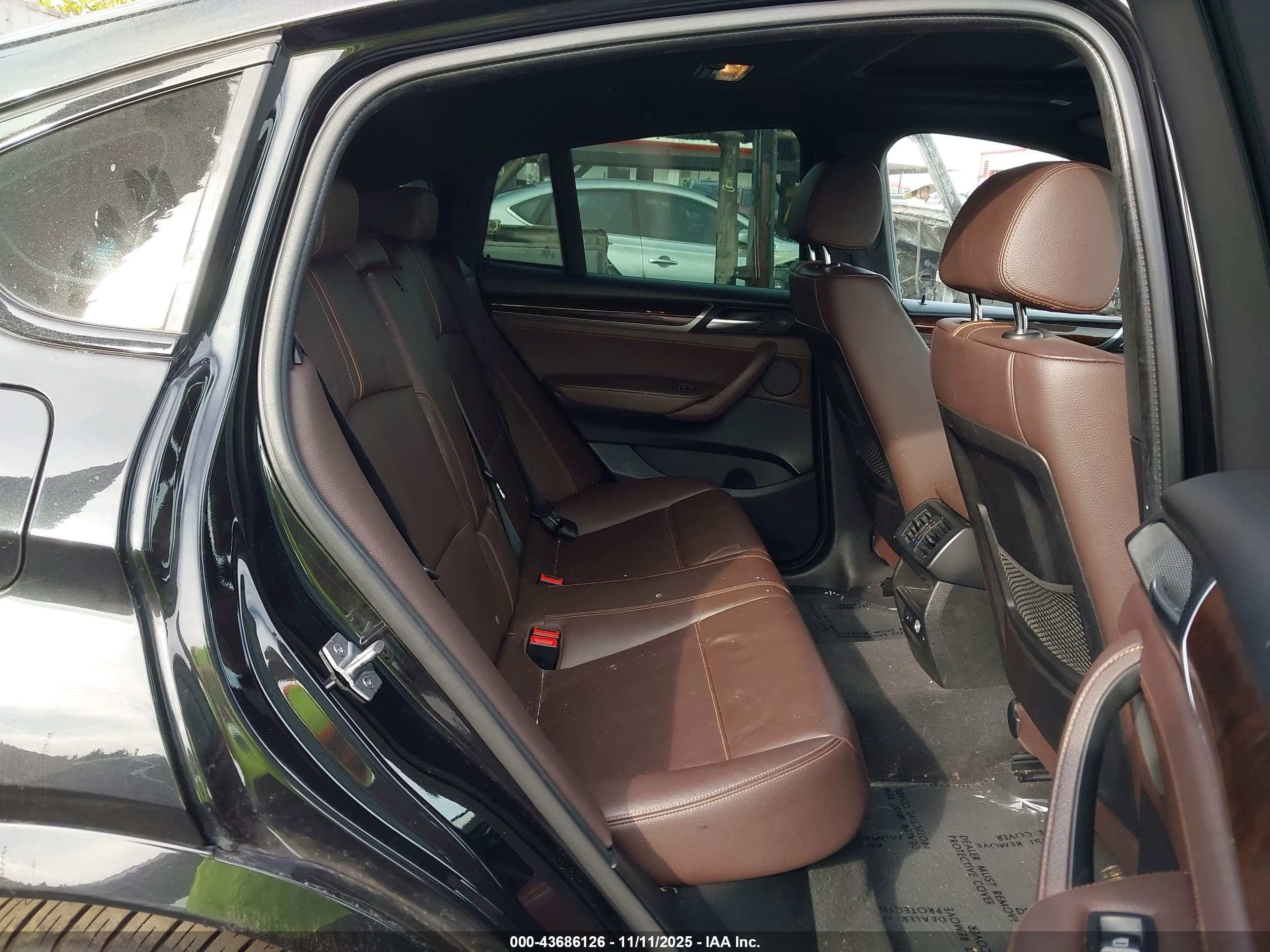 BMW X4 image 8