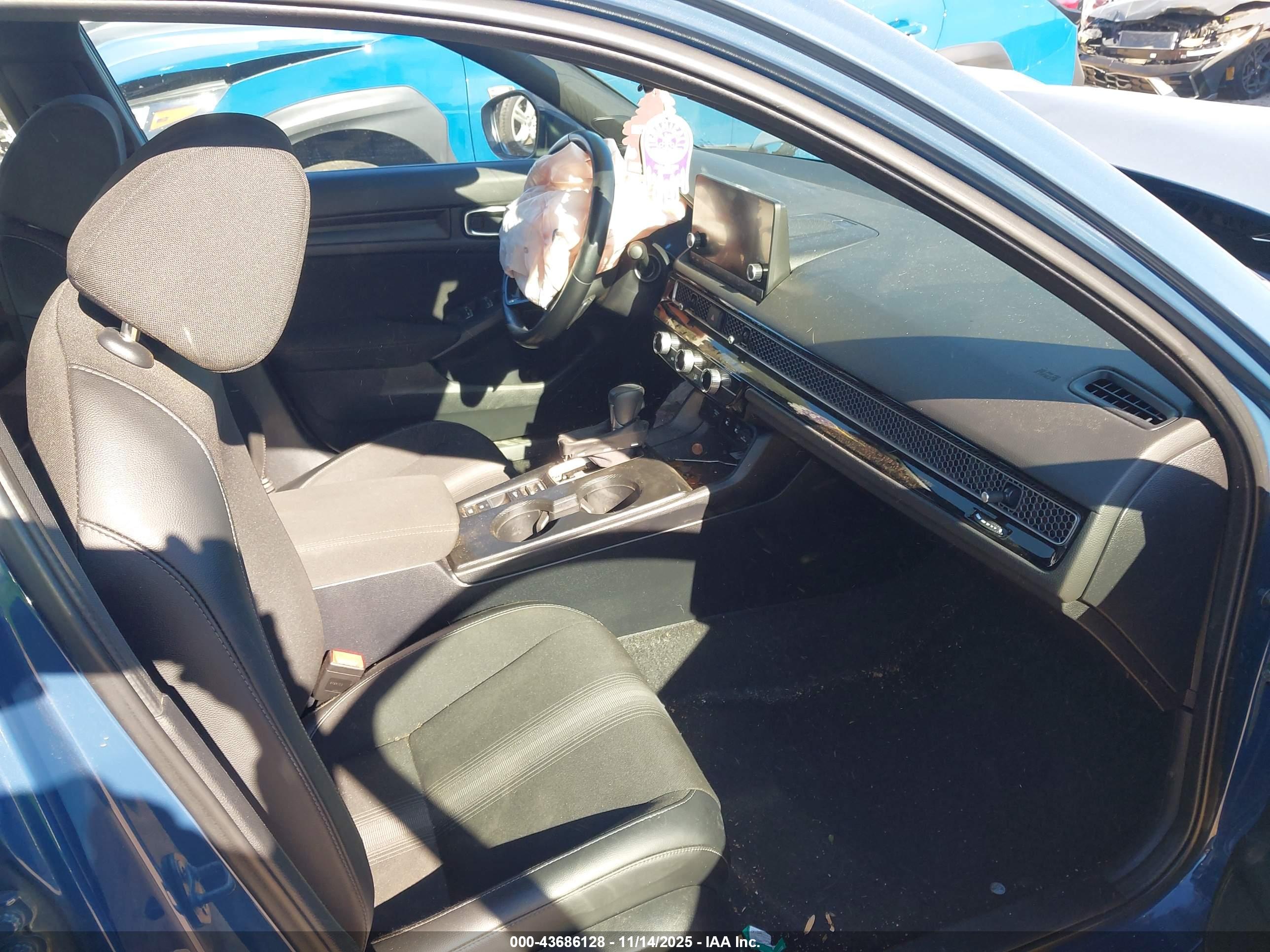 HONDA CIVIC image 5