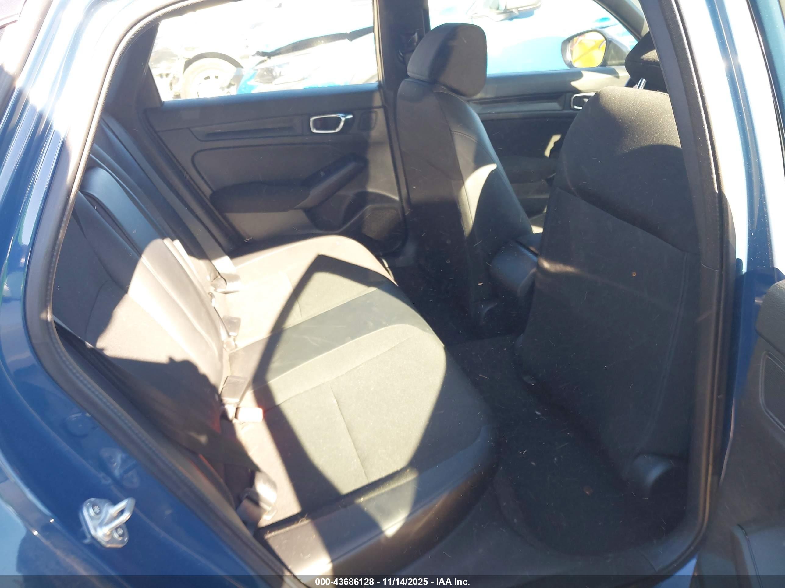 HONDA CIVIC image 8