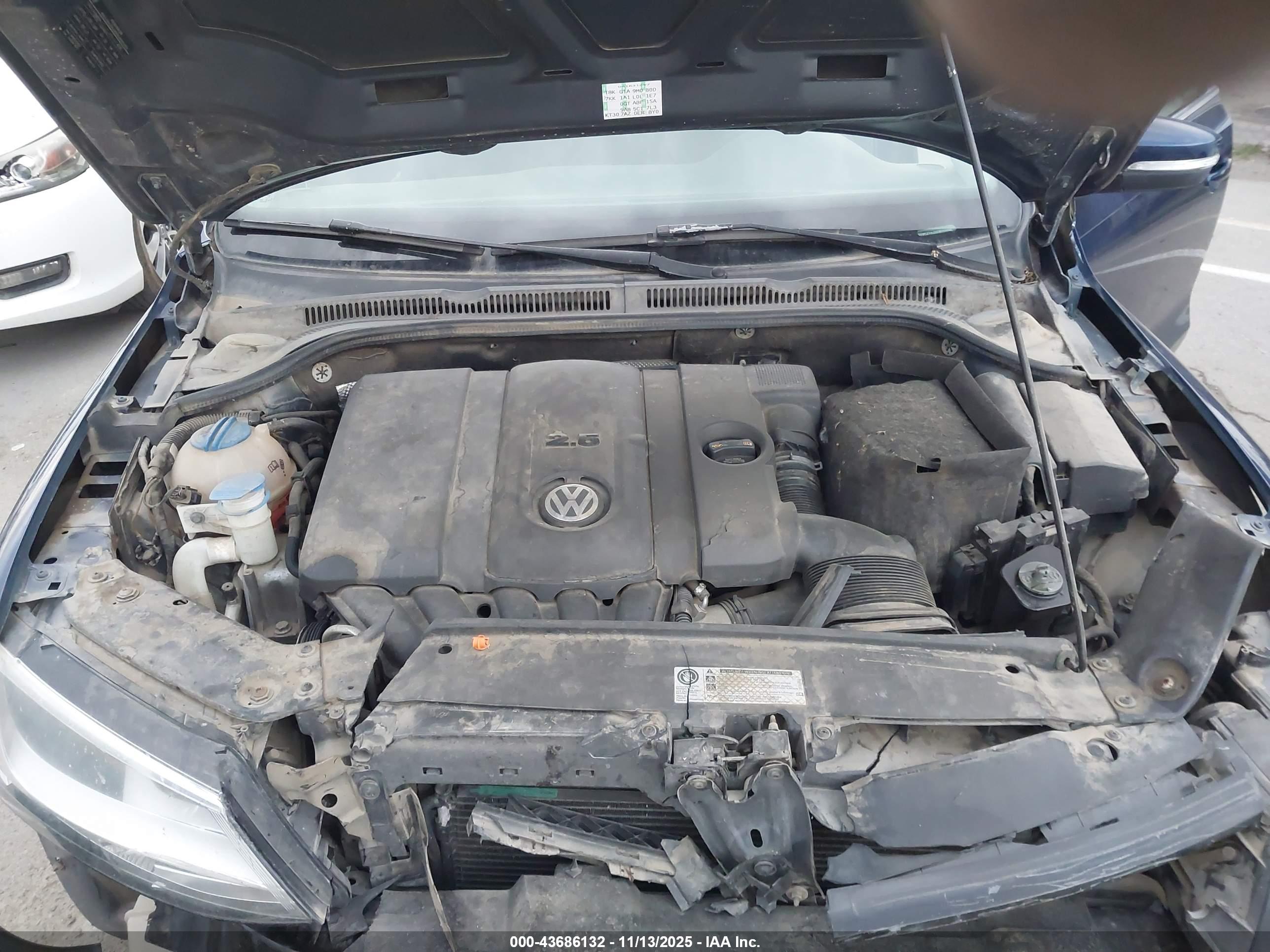 VOLKSWAGEN JETTA image 10
