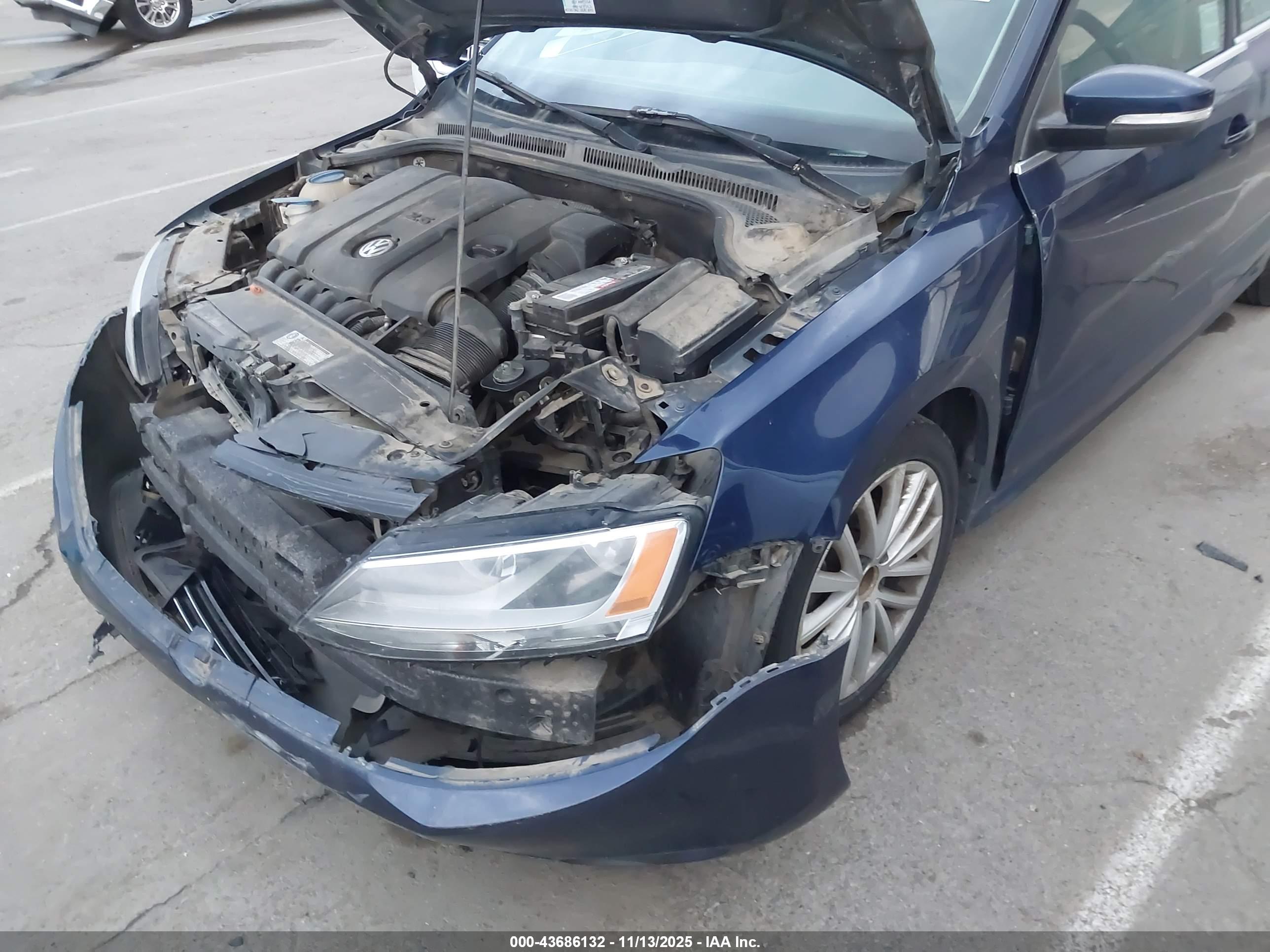 VOLKSWAGEN JETTA image 6
