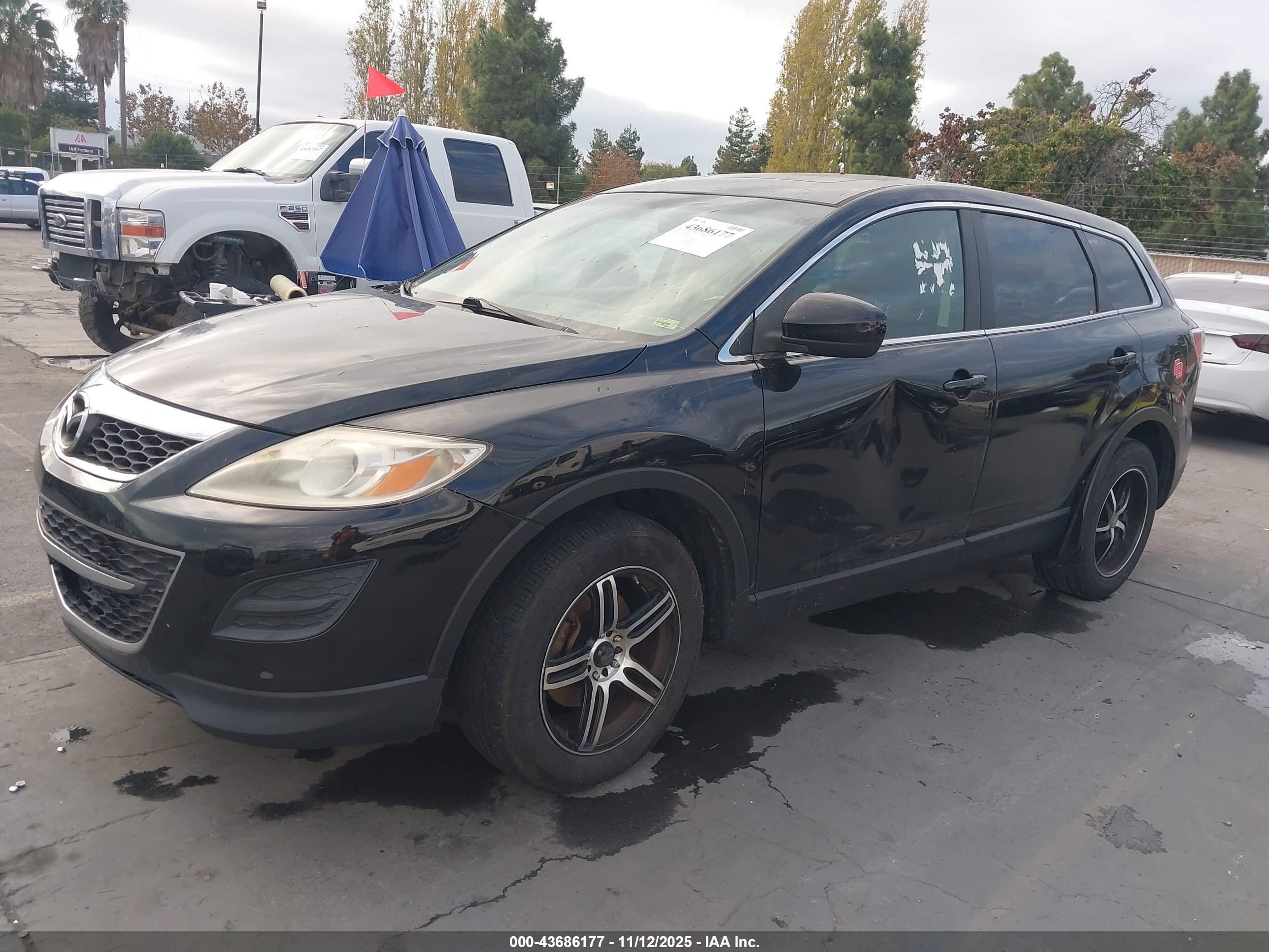 MAZDA CX-9 image 2