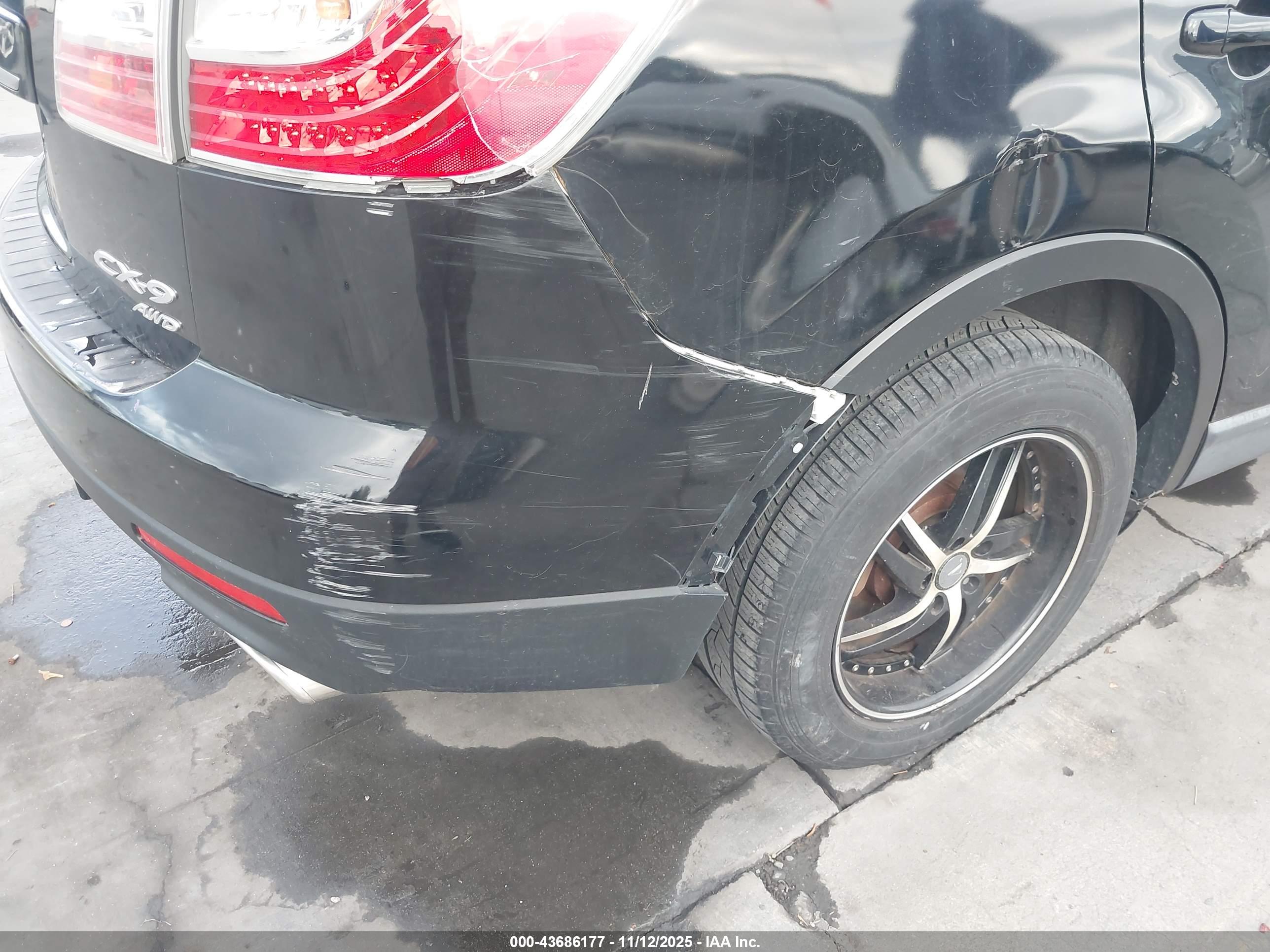 MAZDA CX-9 image 6