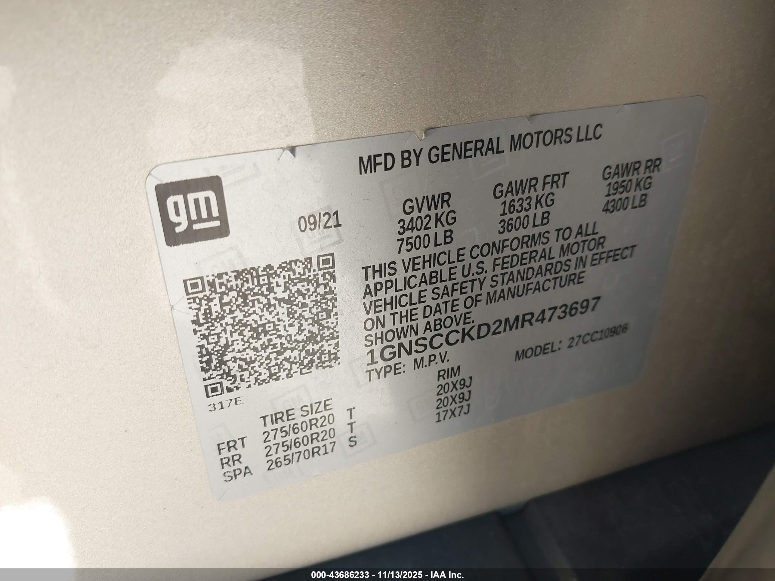 CHEVROLET SUBURBAN image 9