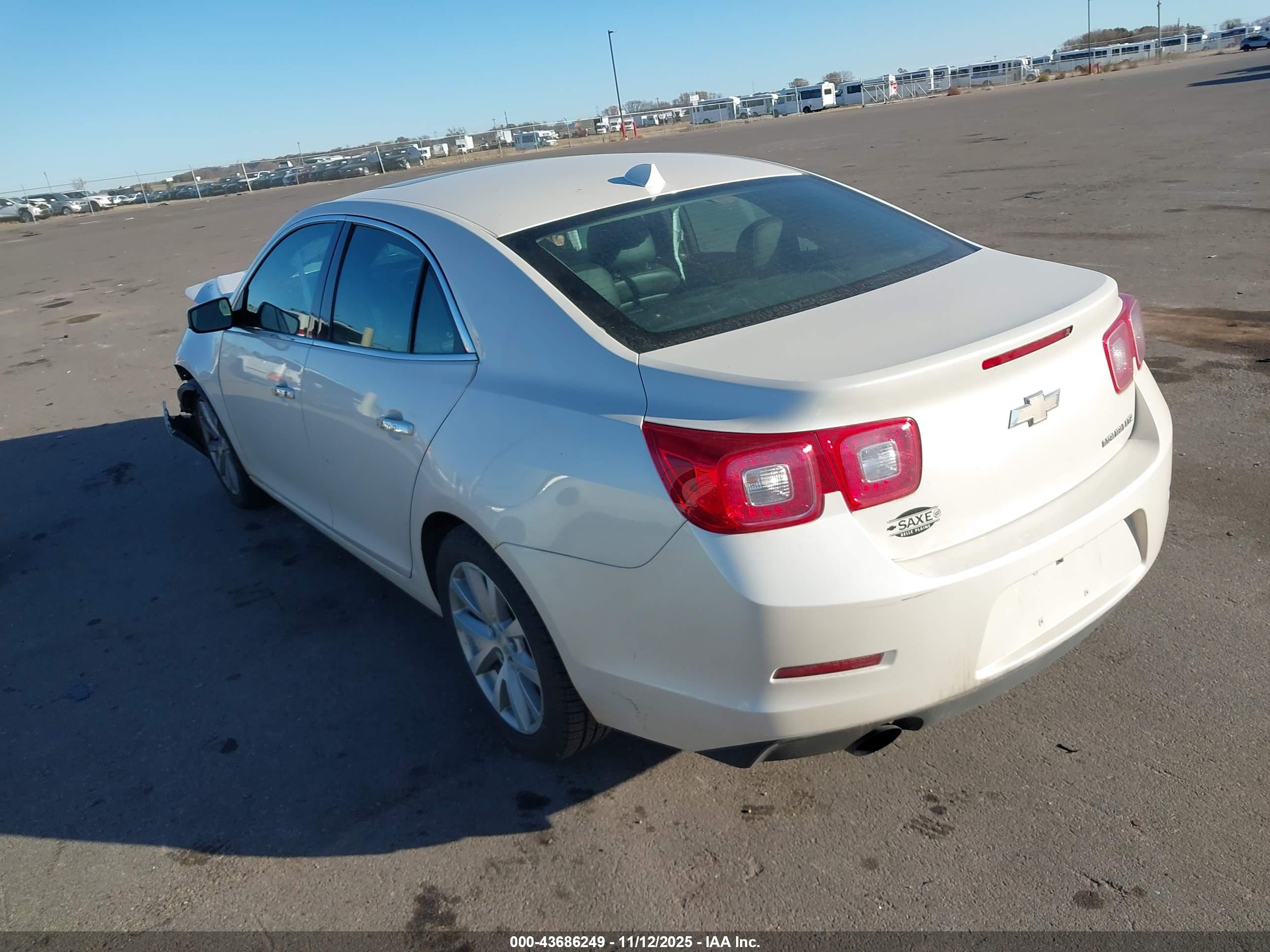 CHEVROLET MALIBU image 3