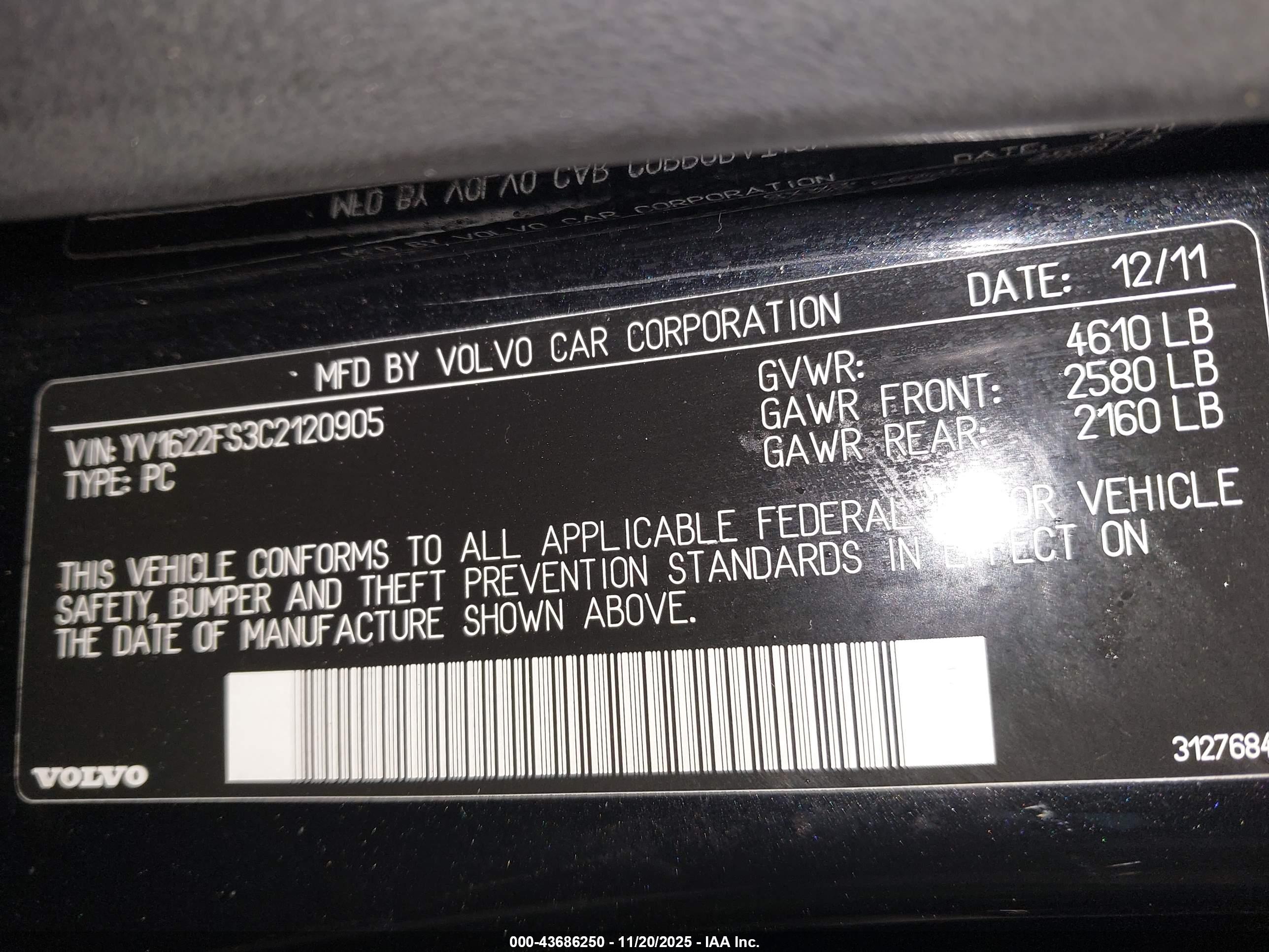 VOLVO S60 image 9