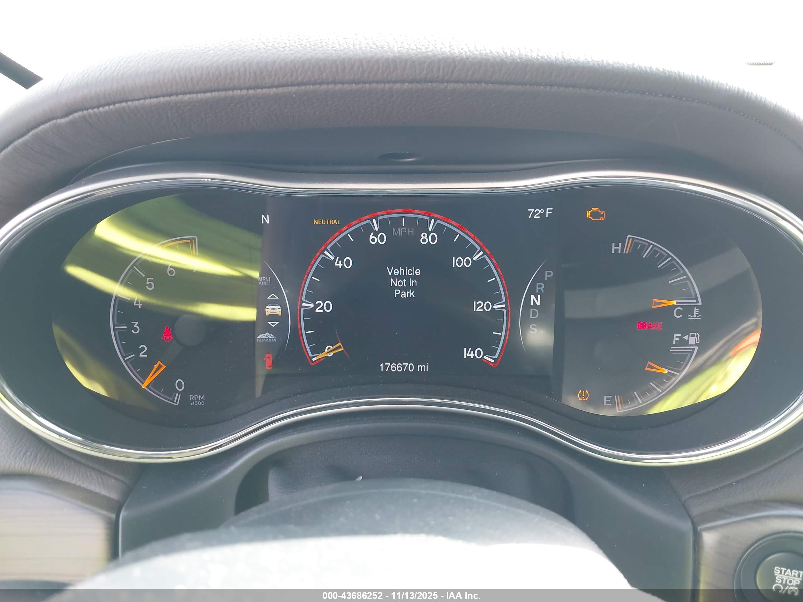 JEEP GRAND image 7