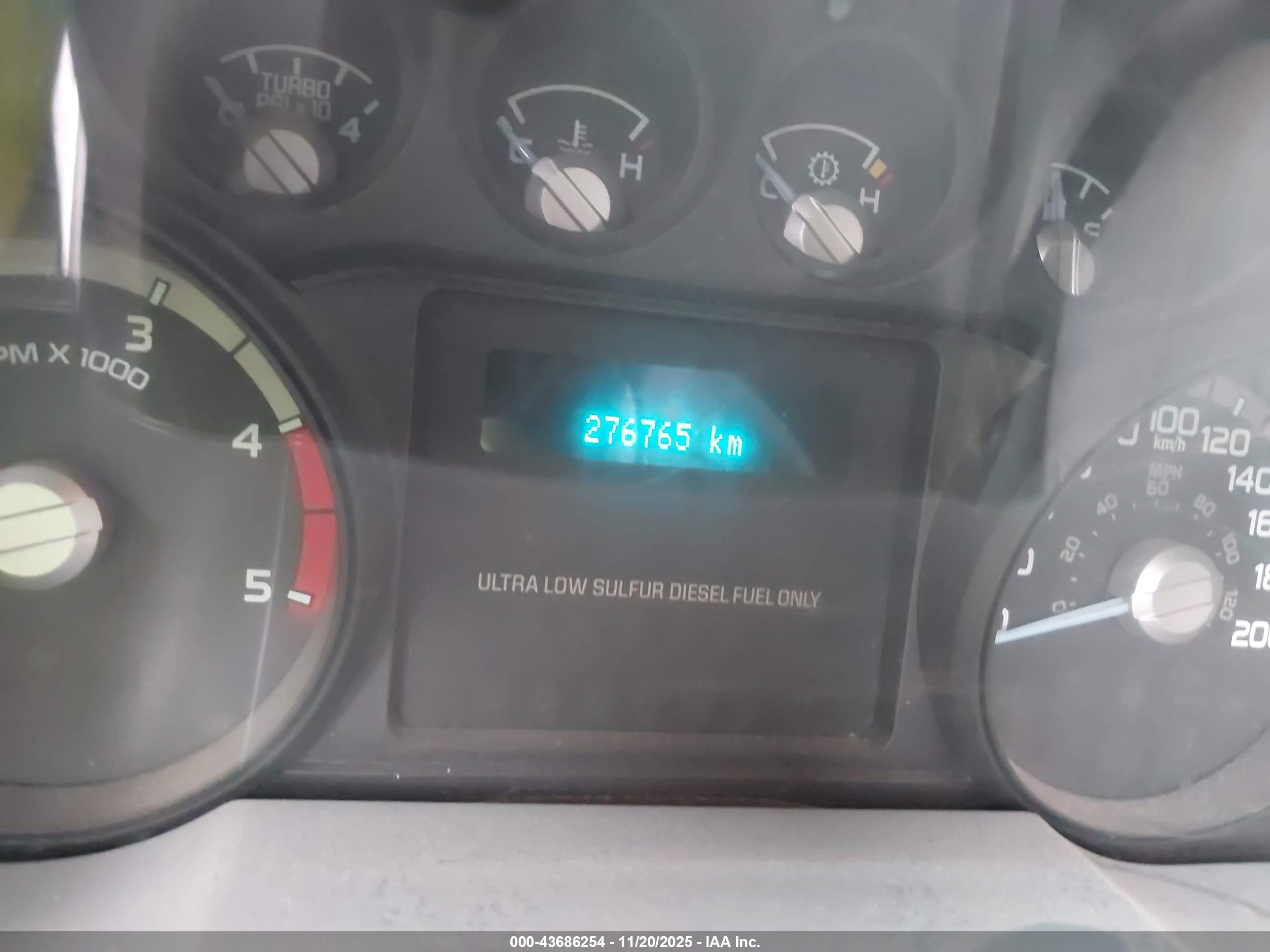 FORD F-550 image 6