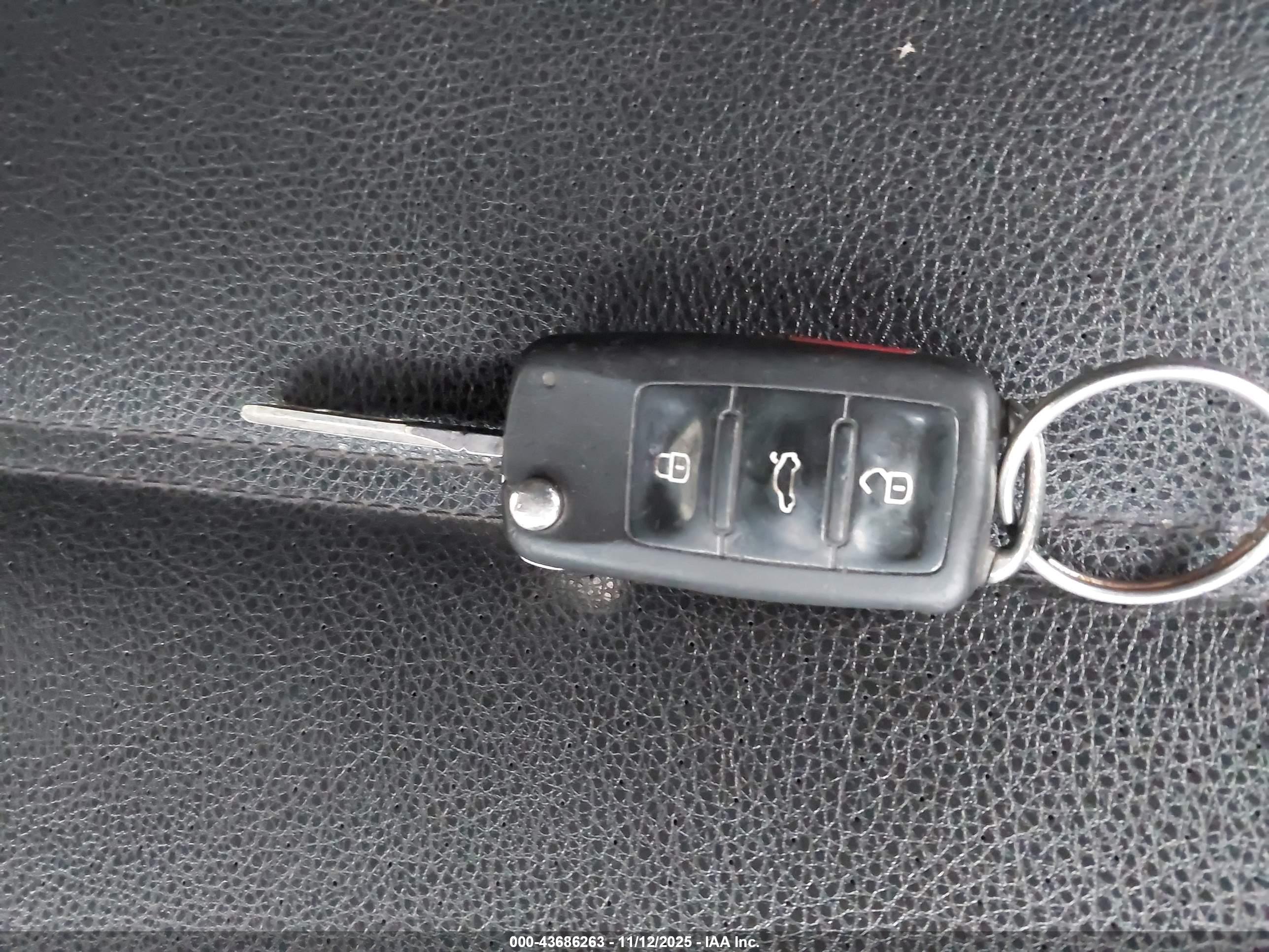 VOLKSWAGEN JETTA image 11