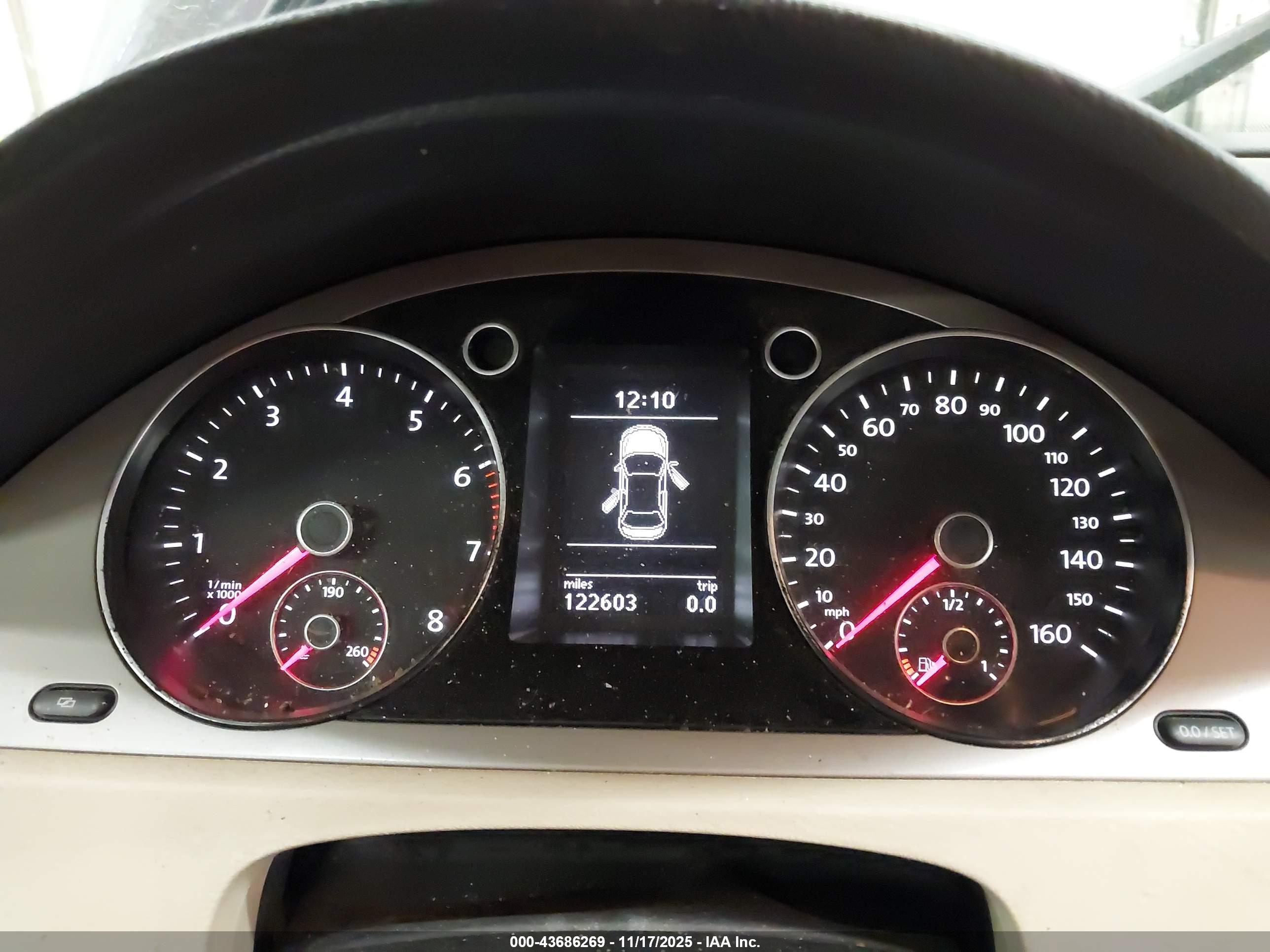 VOLKSWAGEN PASSAT image 7