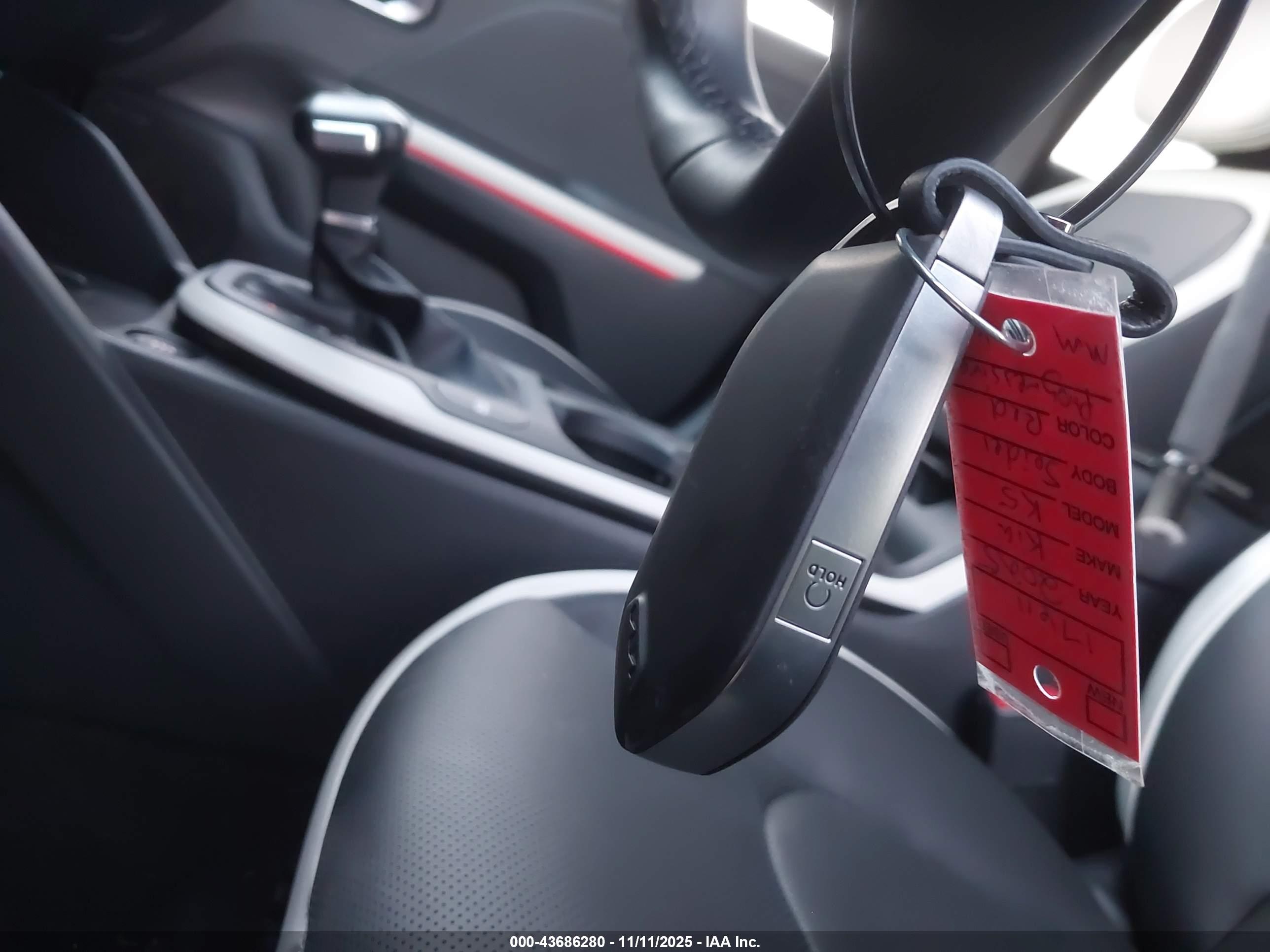 KIA K4 image 11