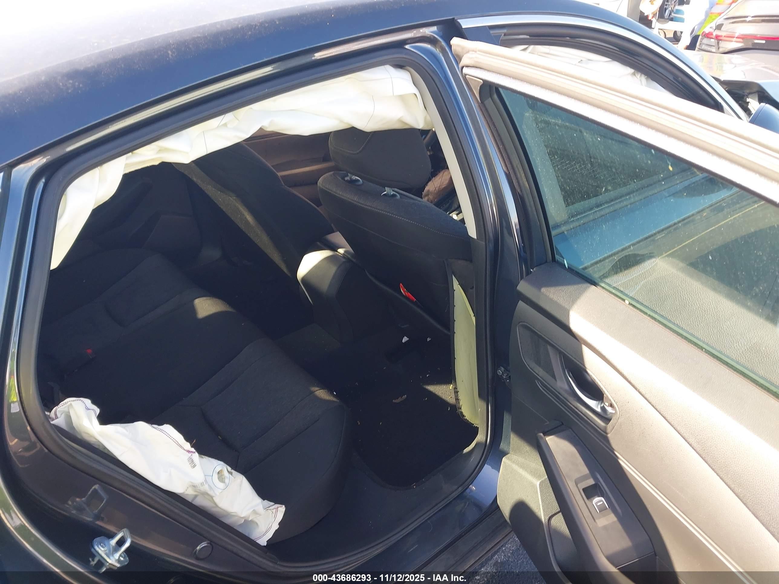 HONDA ACCORD image 8