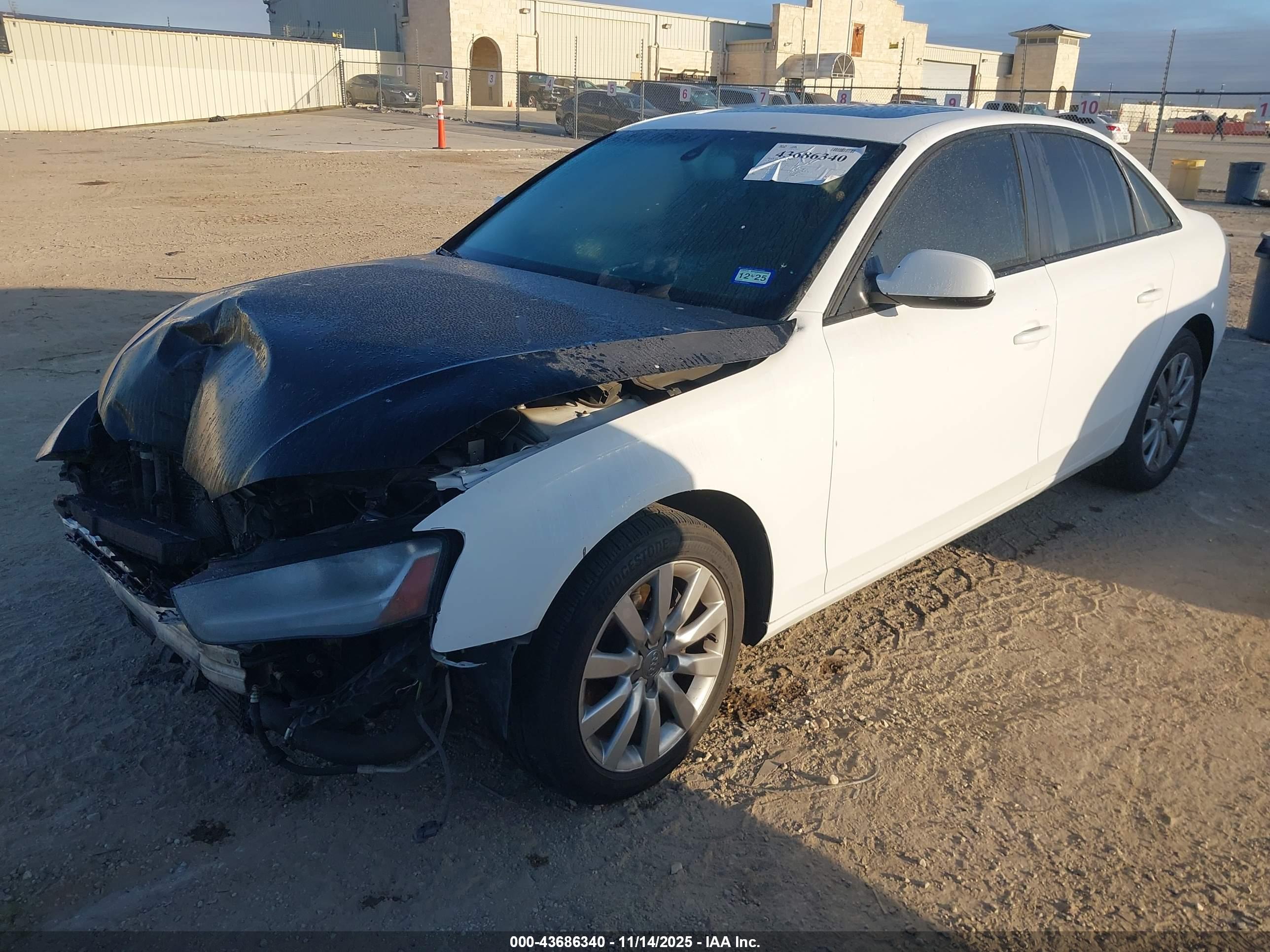 AUDI A4 image 2