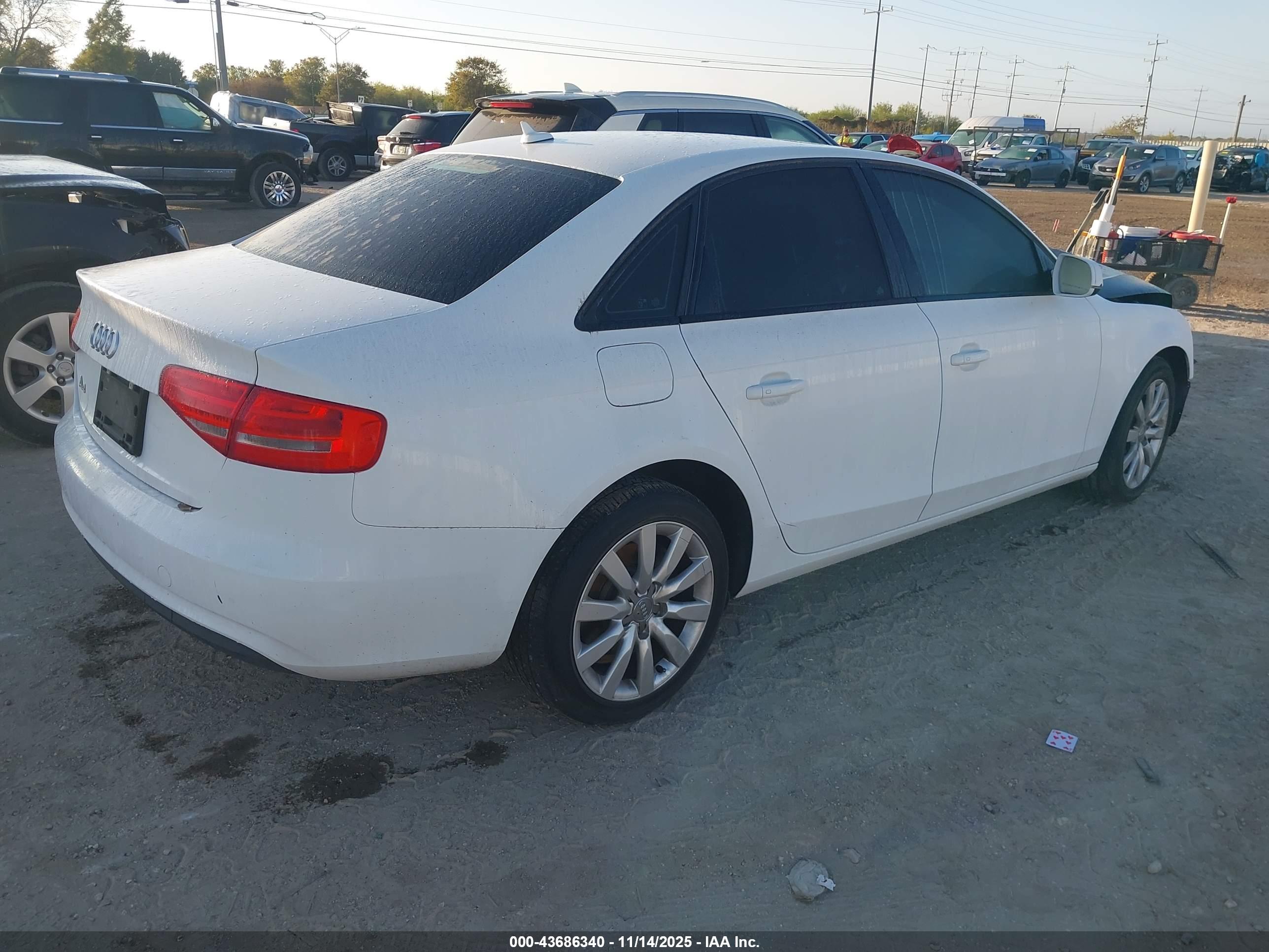 AUDI A4 image 4