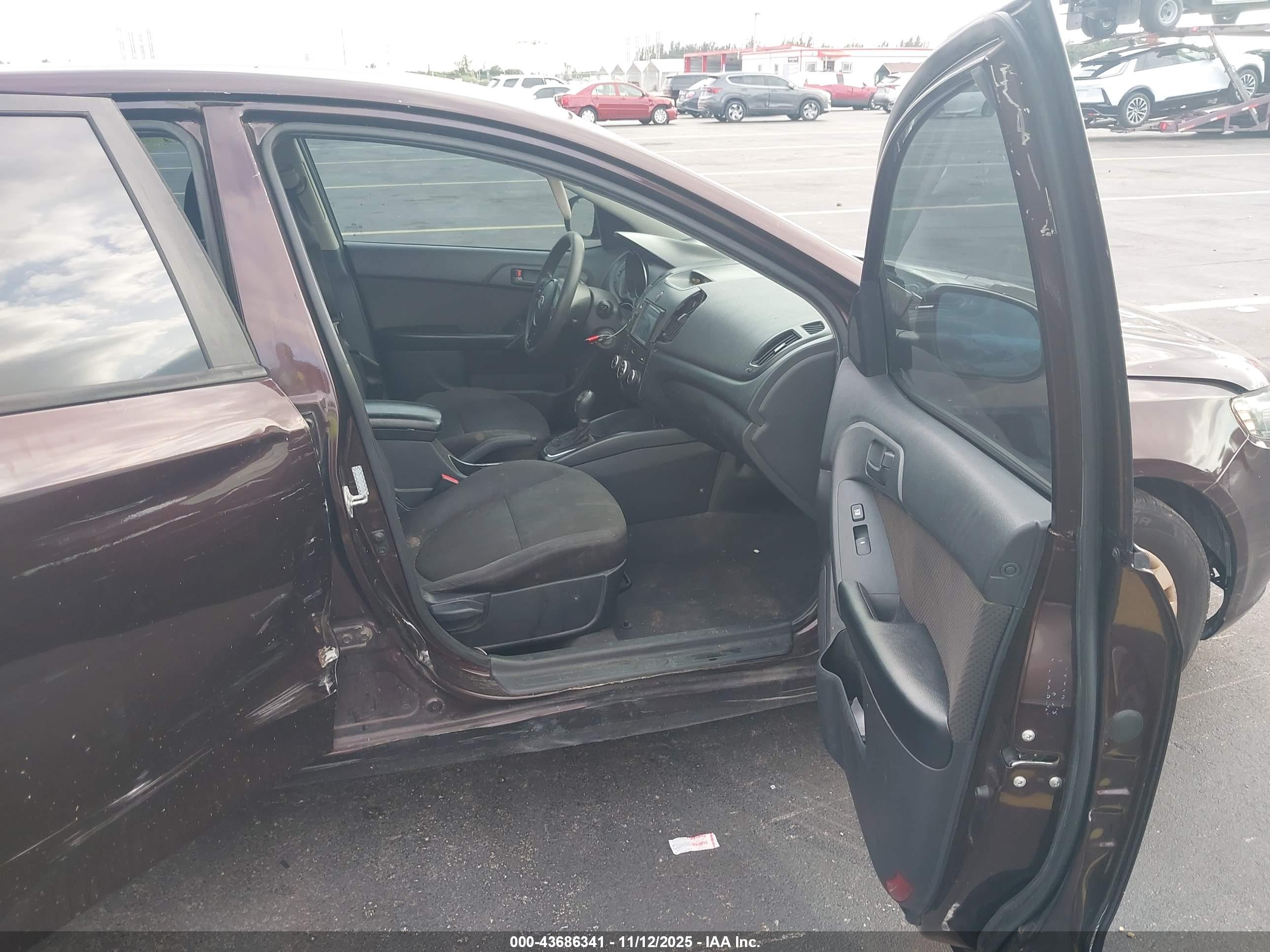 KIA FORTE image 5