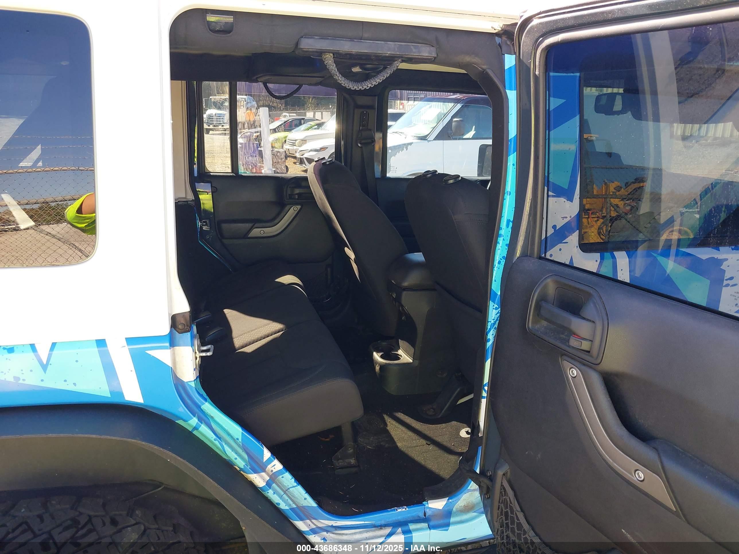 JEEP WRANGLER image 8