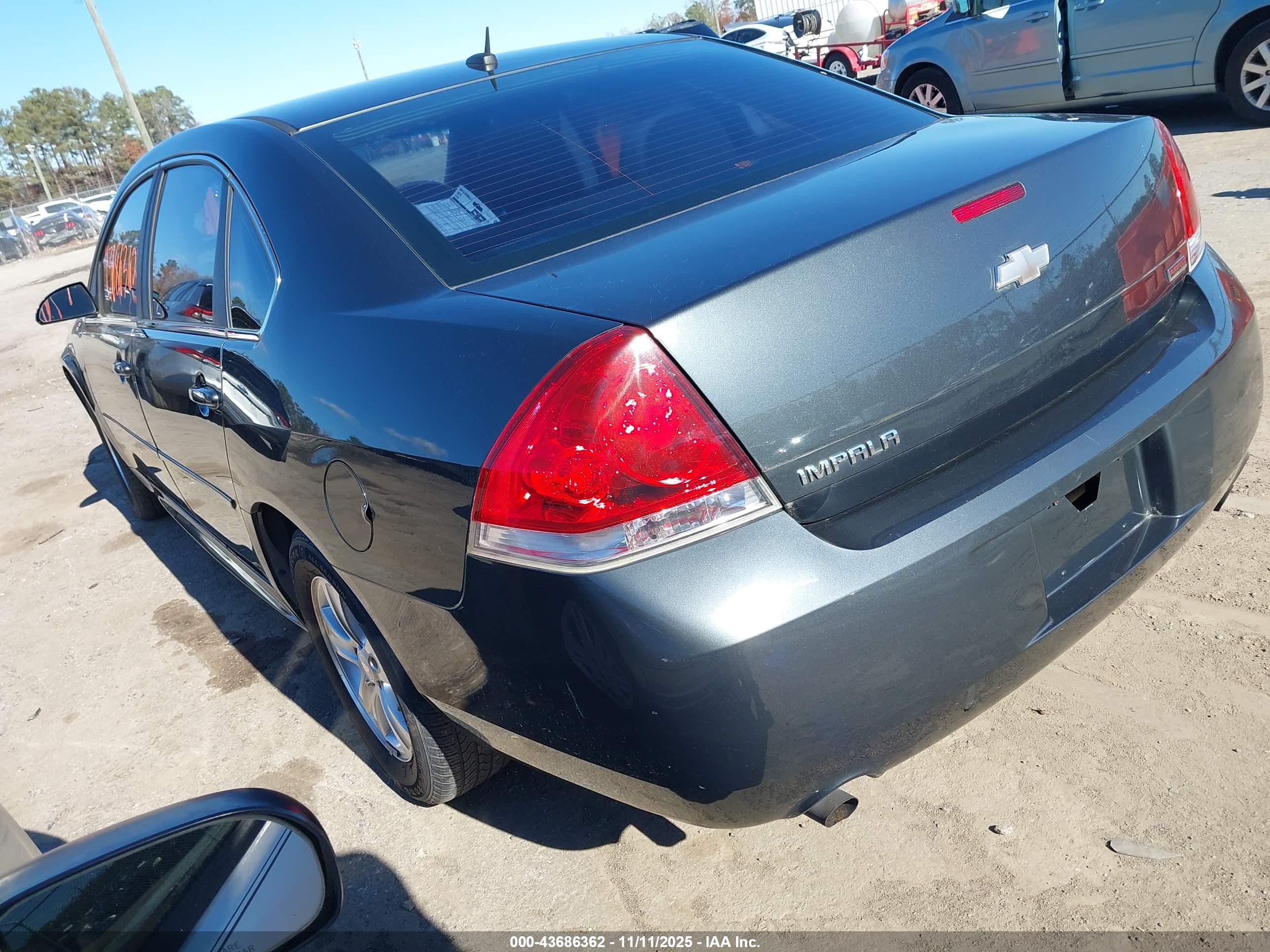 CHEVROLET IMPALA image 3