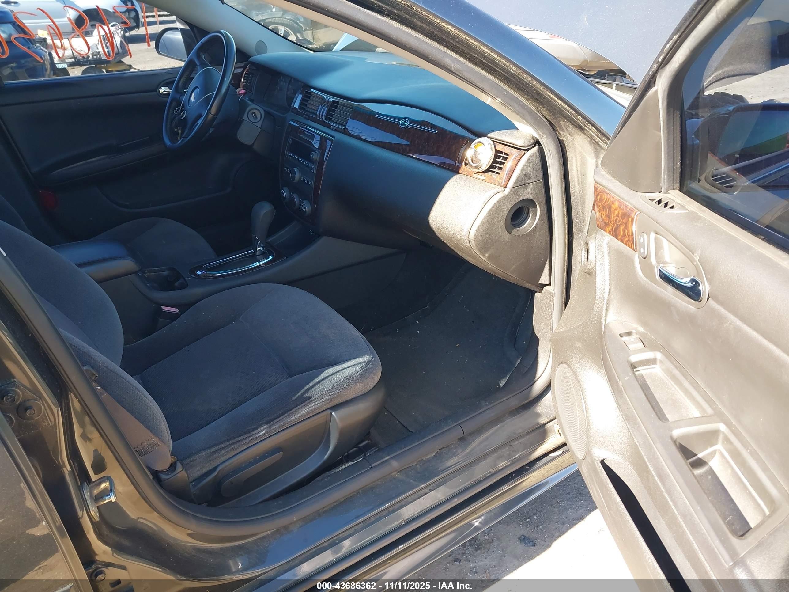 CHEVROLET IMPALA image 5